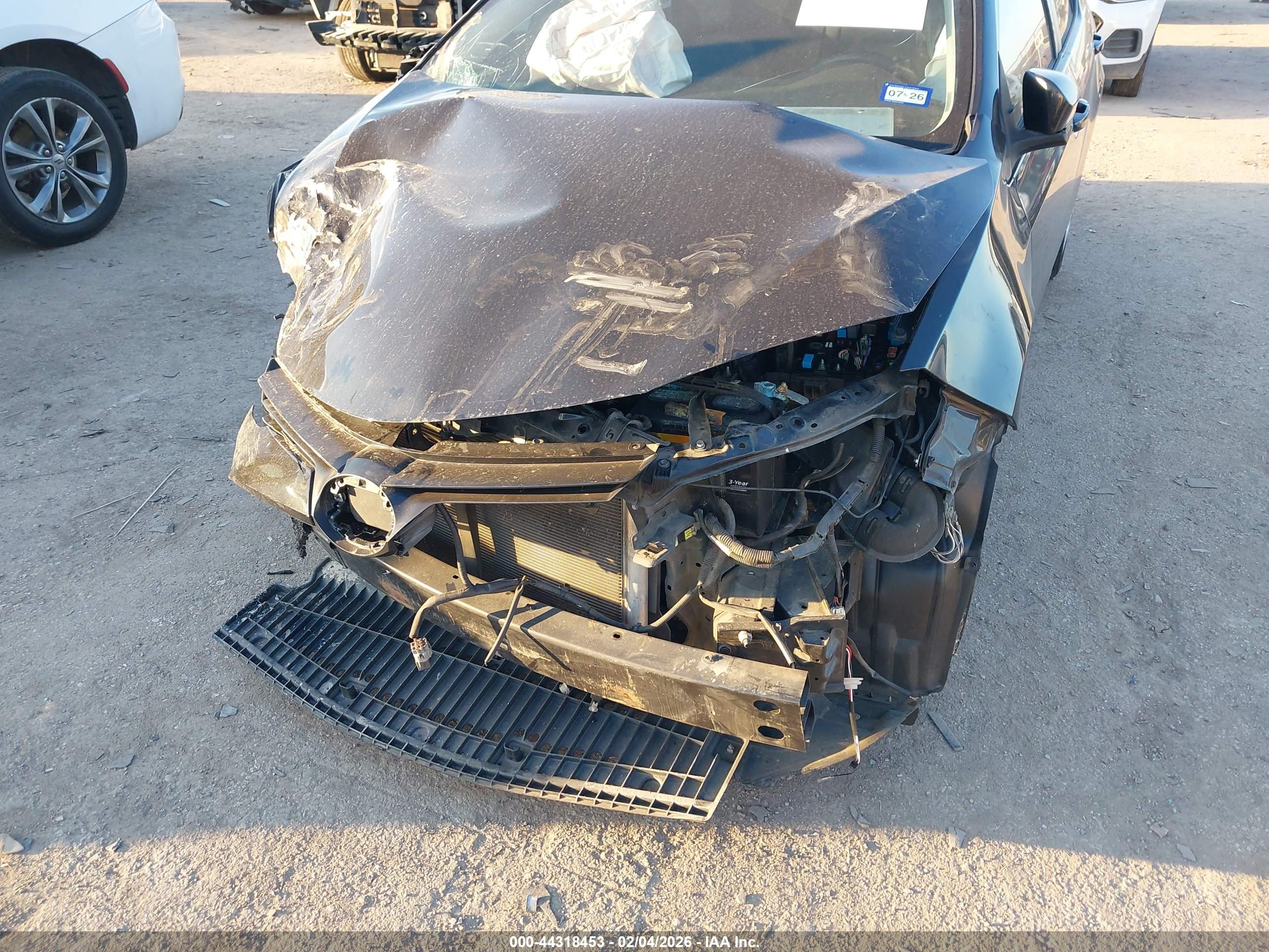 TOYOTA COROLLA image 6