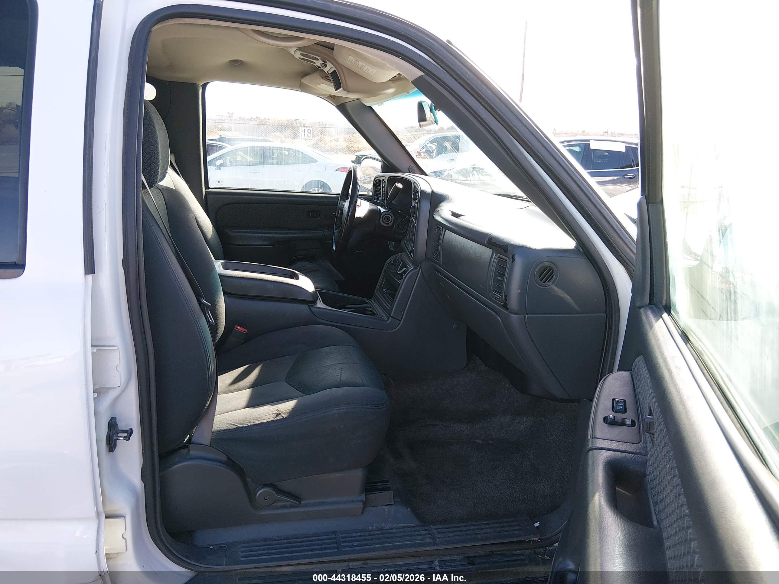 CHEVROLET AVALANCHE image 5