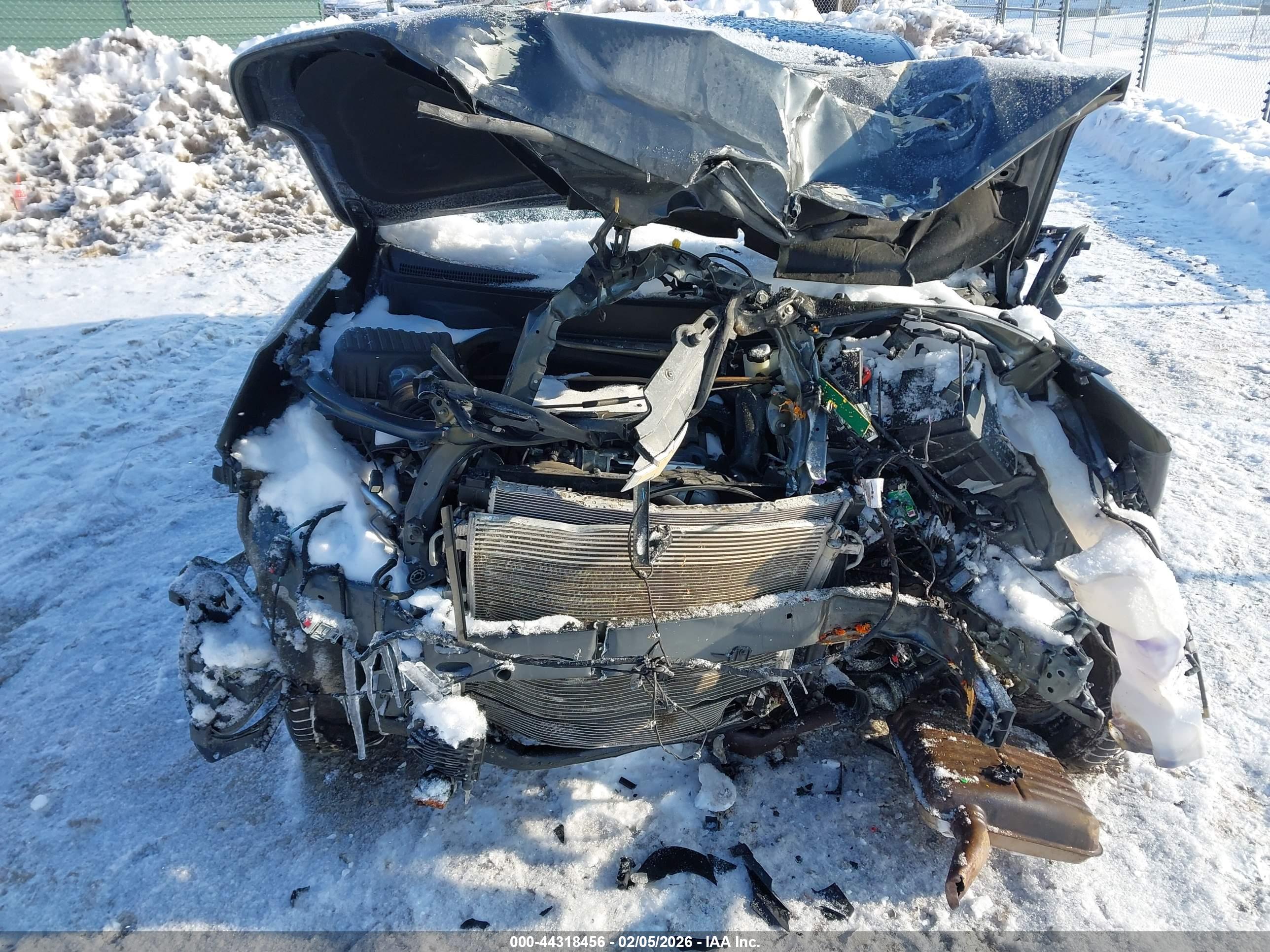 CHEVROLET EQUINOX image 10