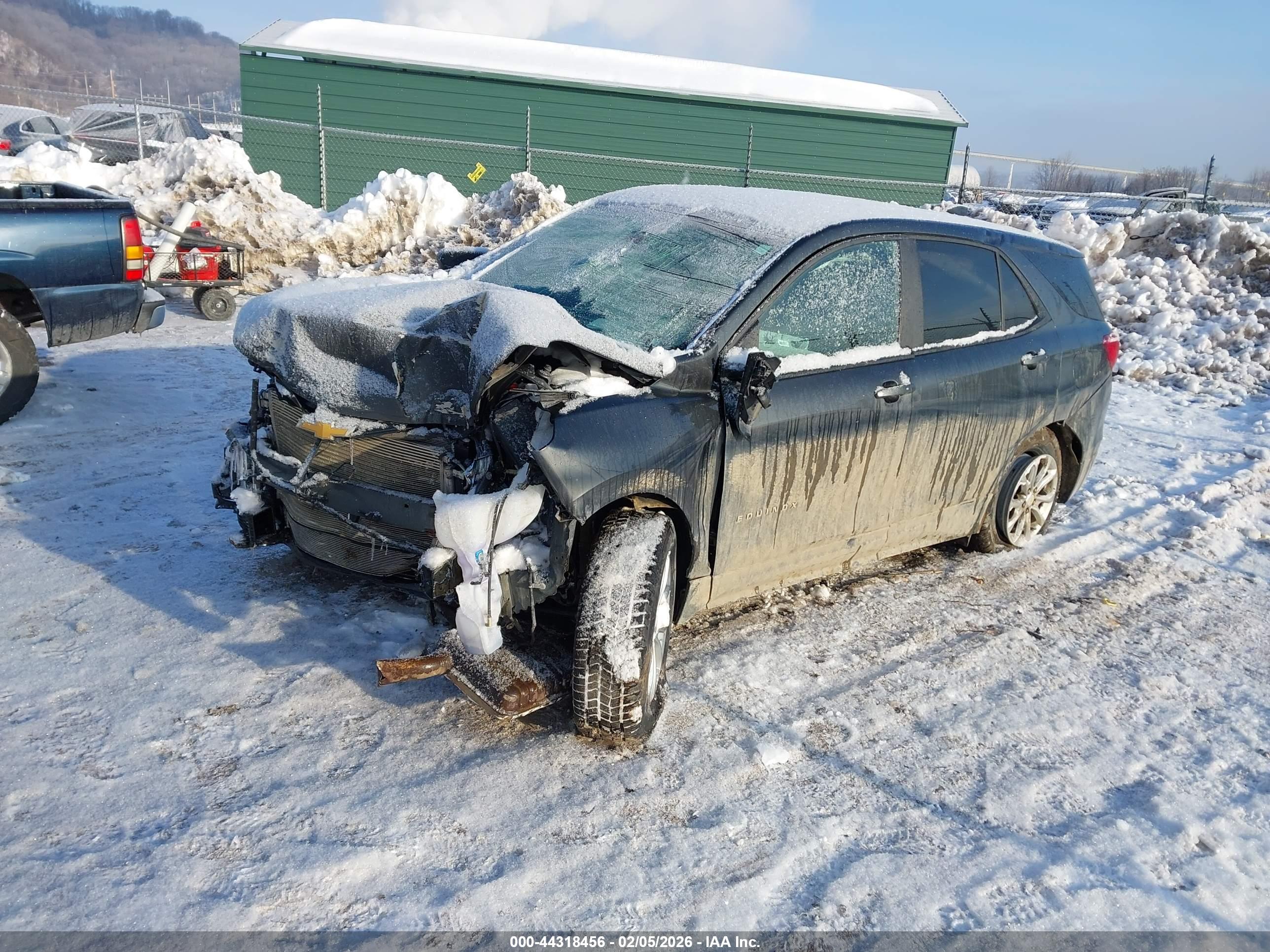CHEVROLET EQUINOX image 2