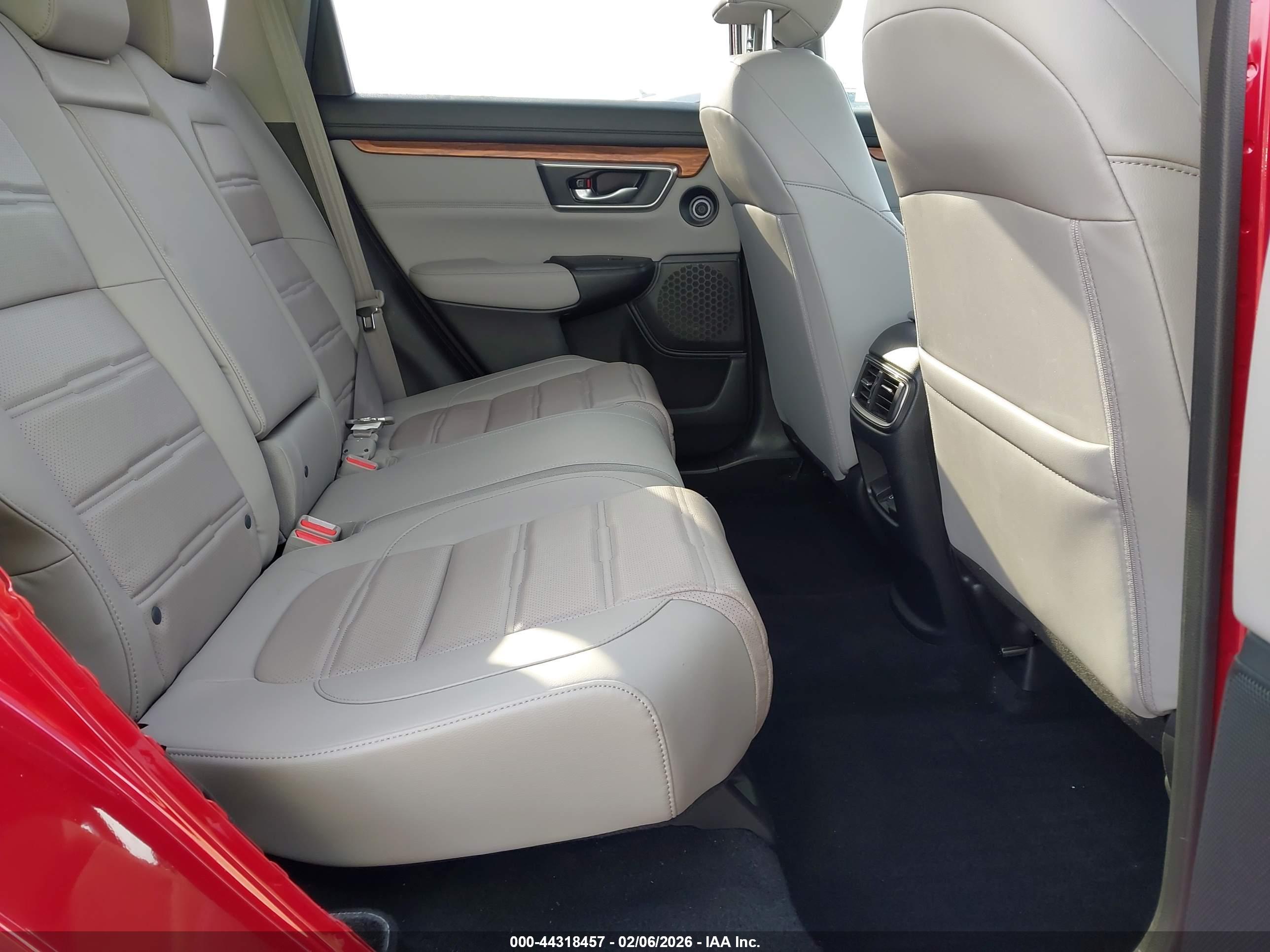 HONDA CR-V image 8