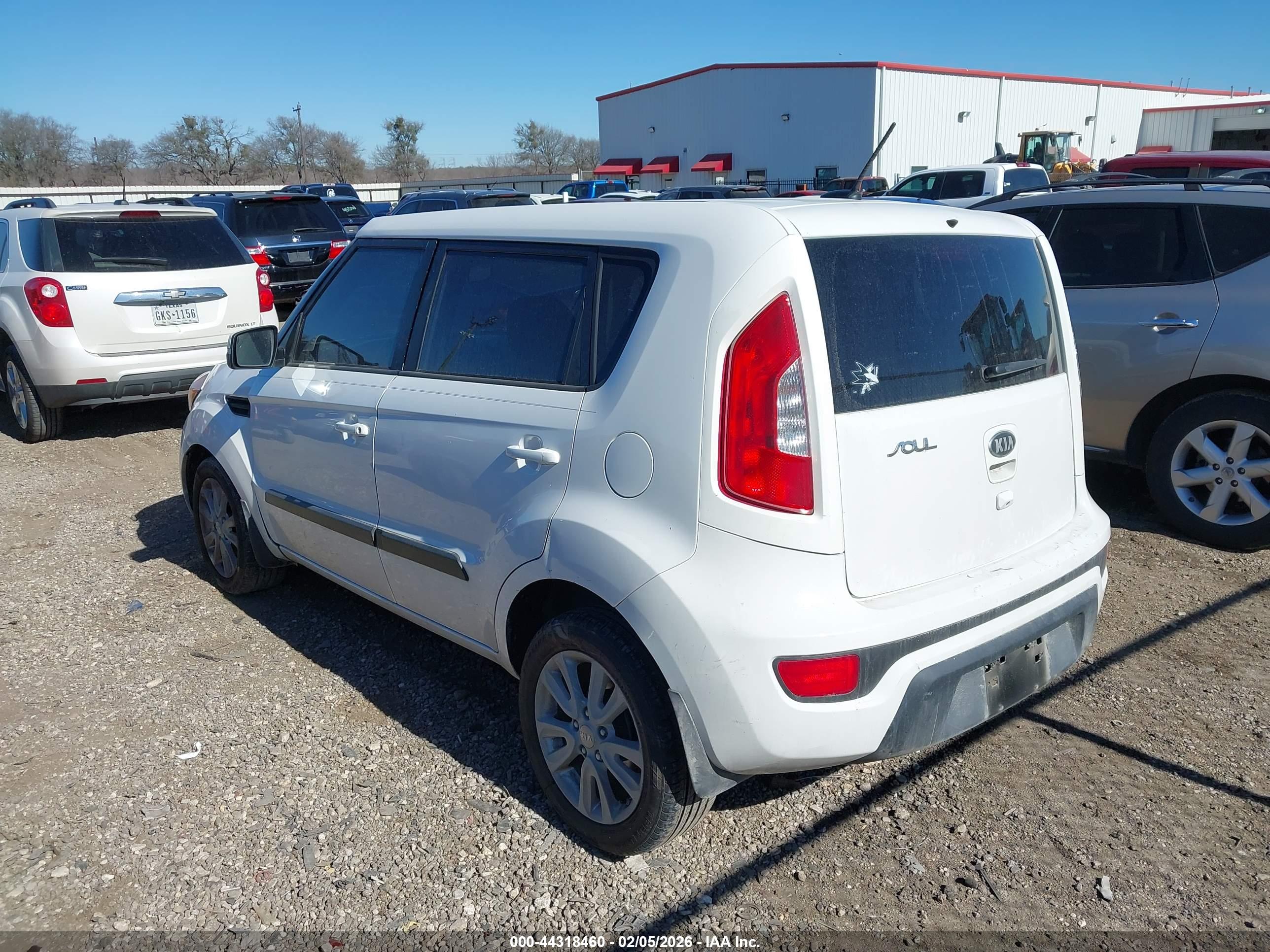 KIA SOUL image 3