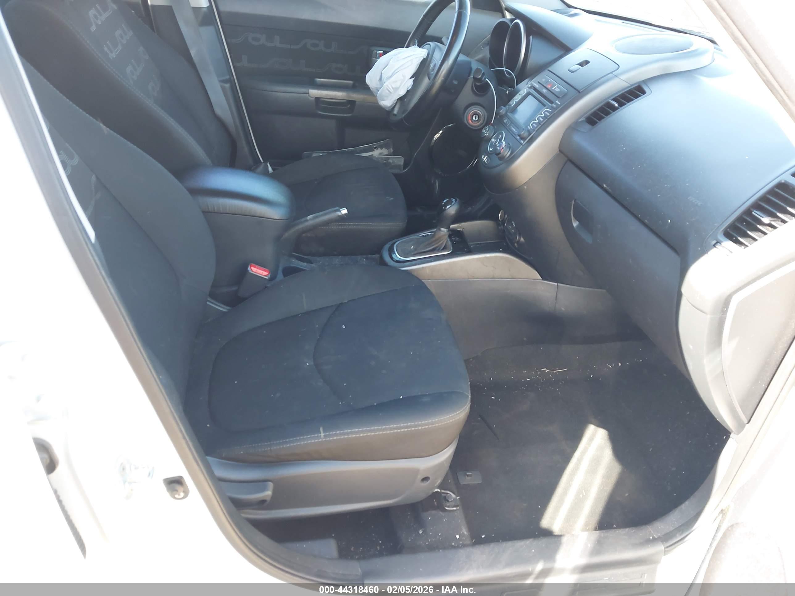 KIA SOUL image 5