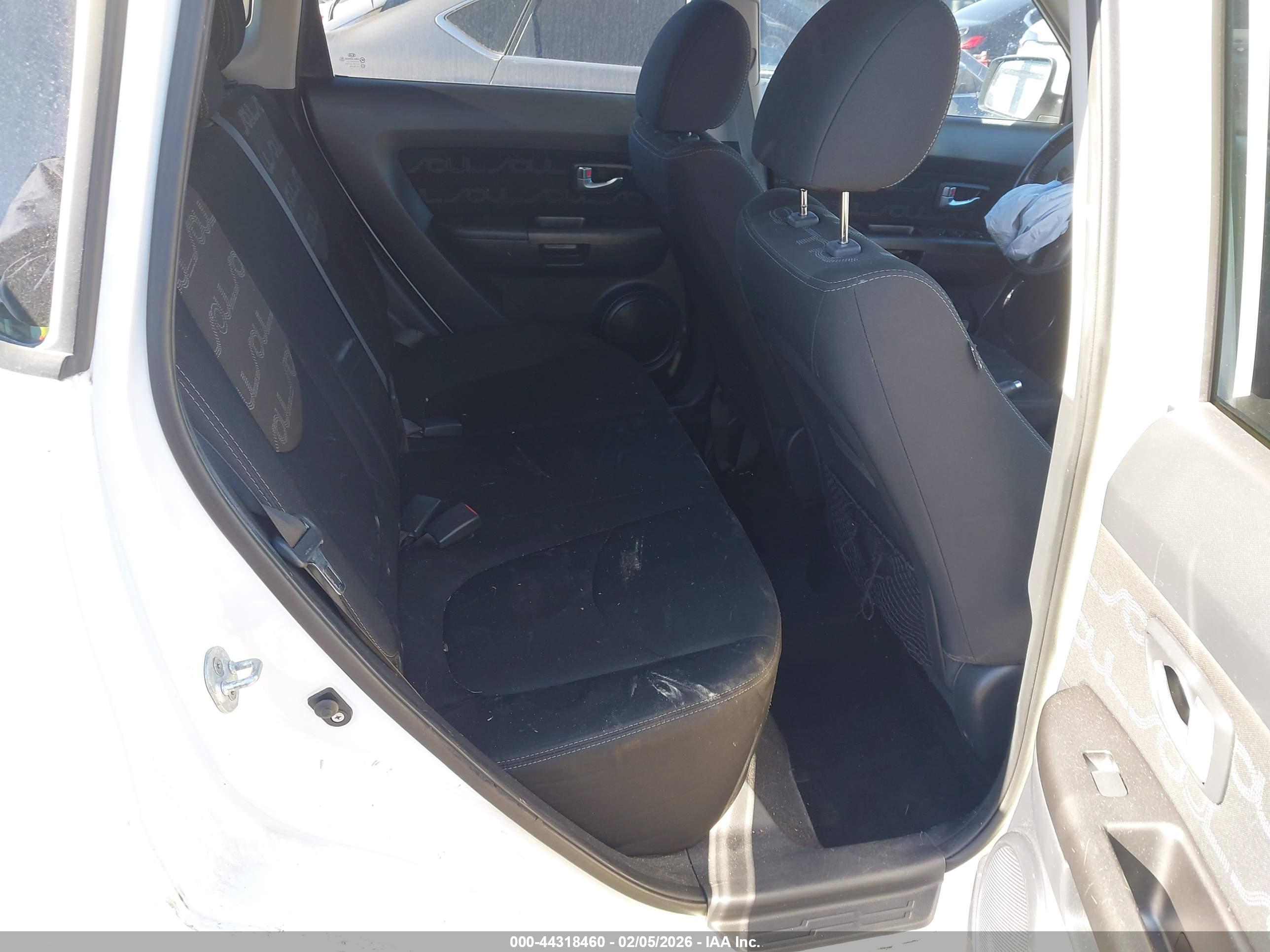 KIA SOUL image 8