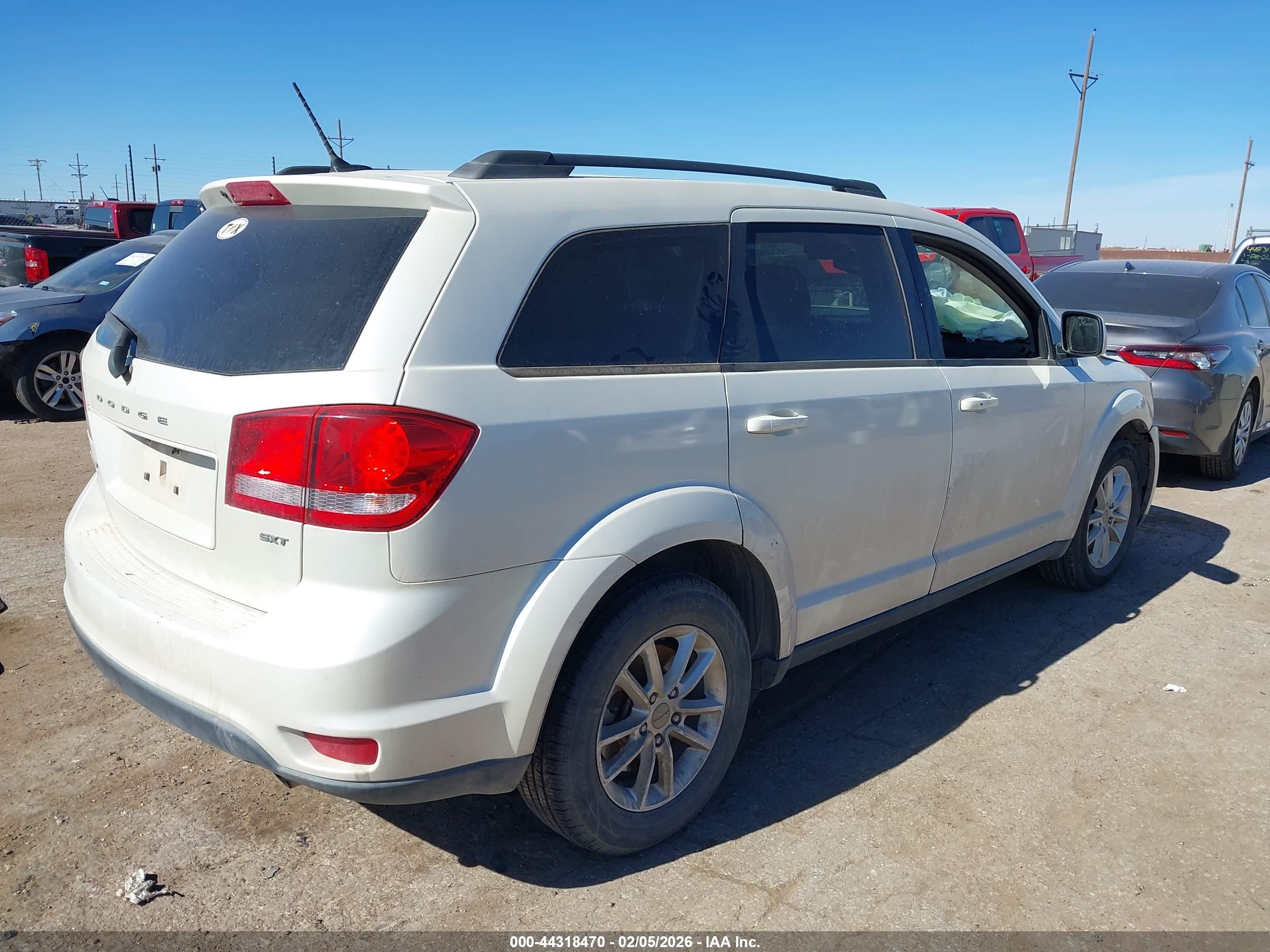 DODGE JOURNEY image 4