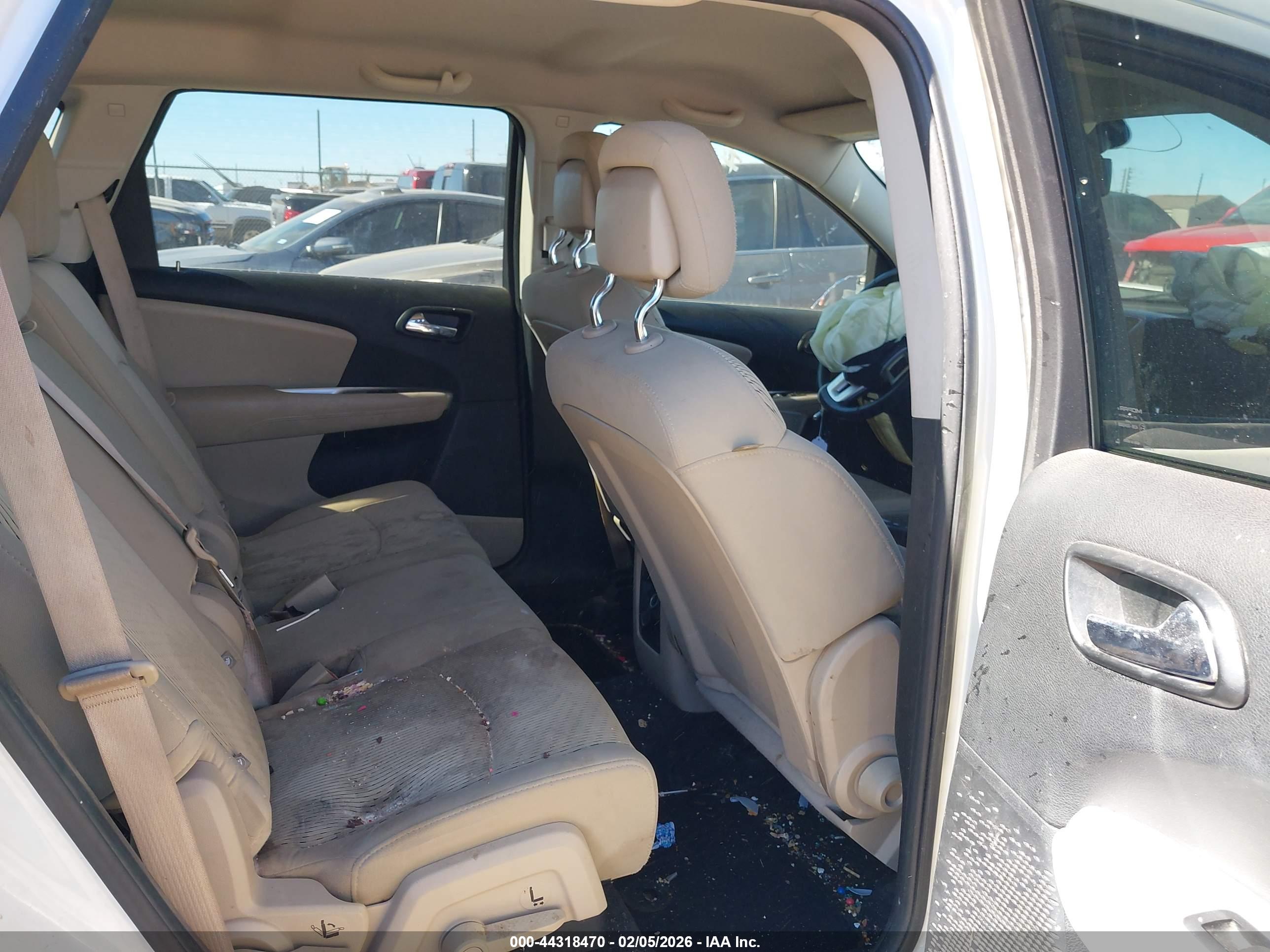 DODGE JOURNEY image 8