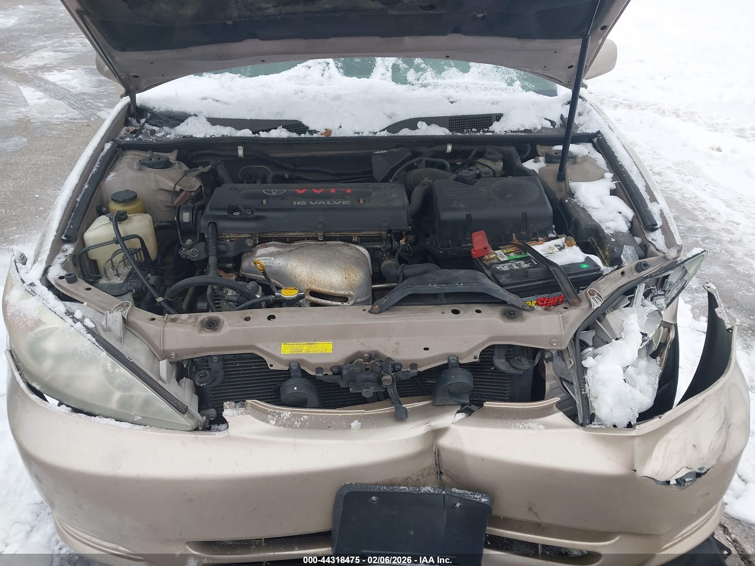 TOYOTA CAMRY image 10