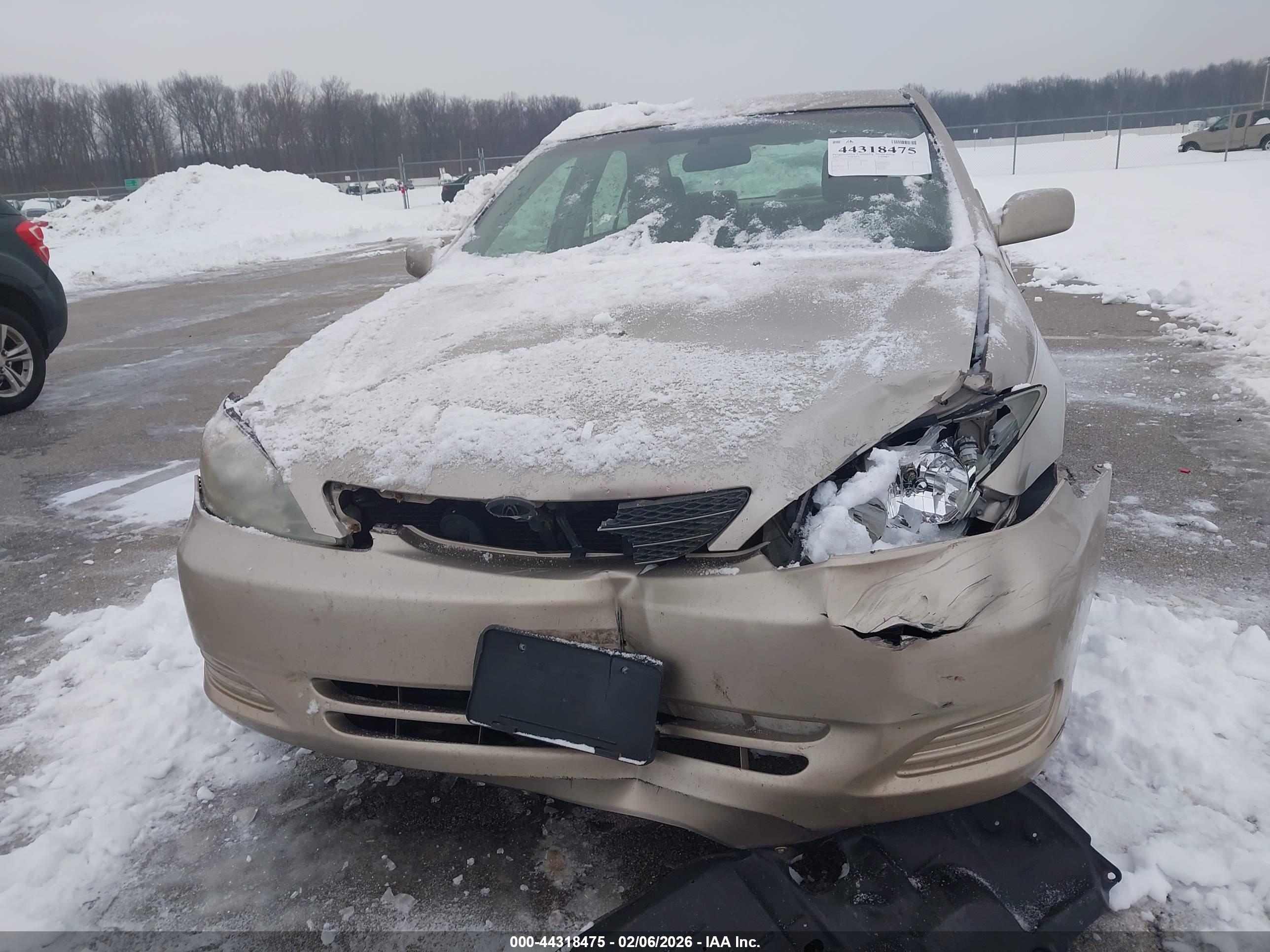 TOYOTA CAMRY image 6