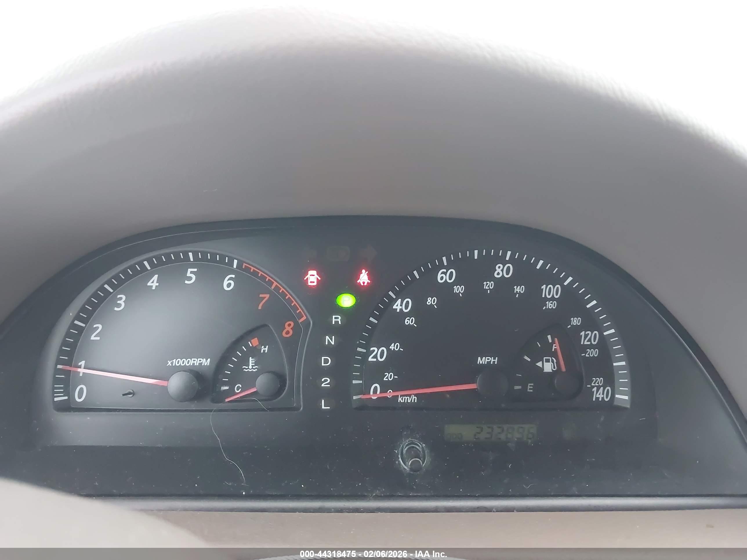 TOYOTA CAMRY image 7