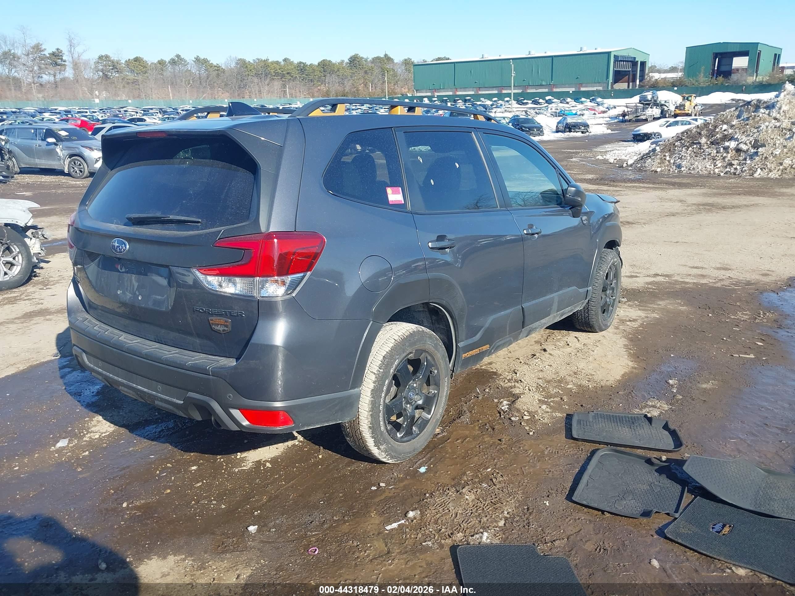 SUBARU FORESTER image 4
