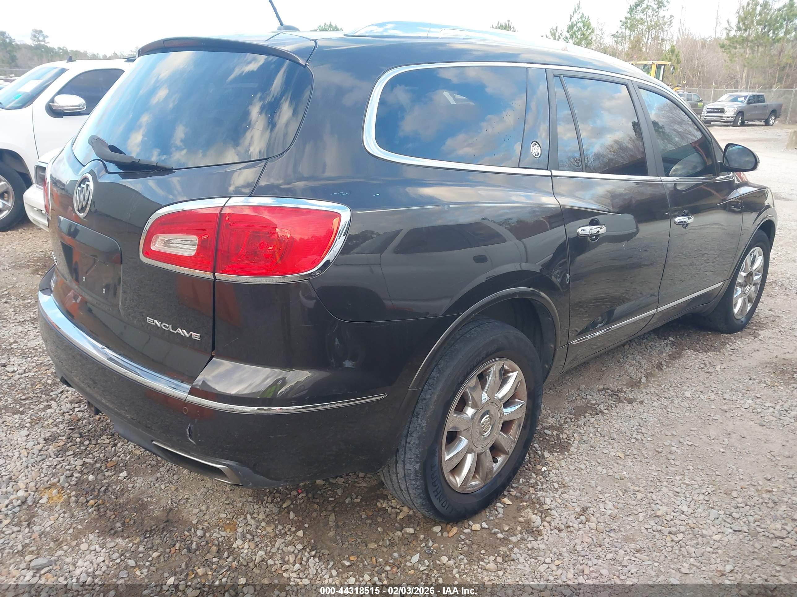 BUICK ENCLAVE image 4