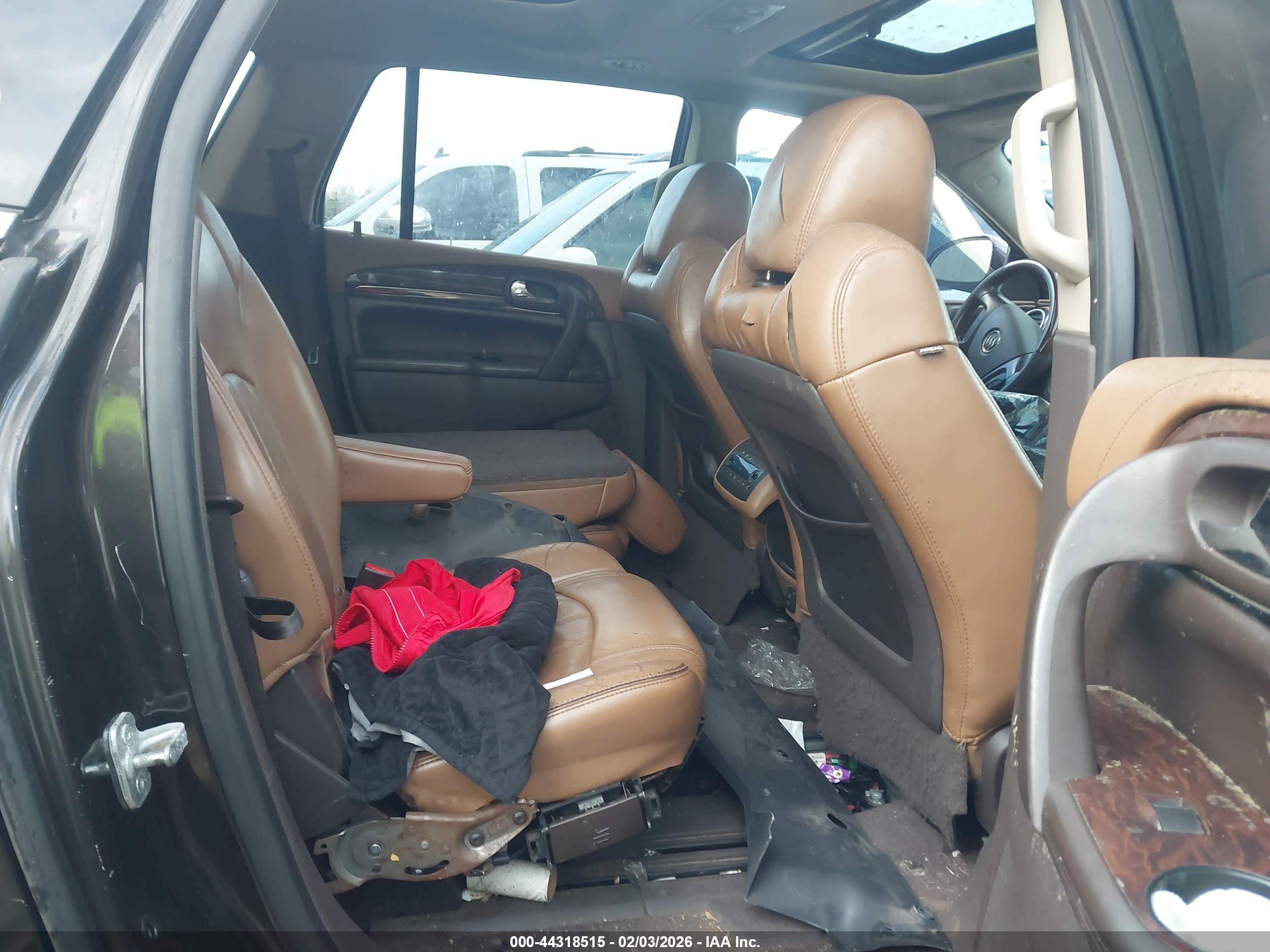 BUICK ENCLAVE image 8