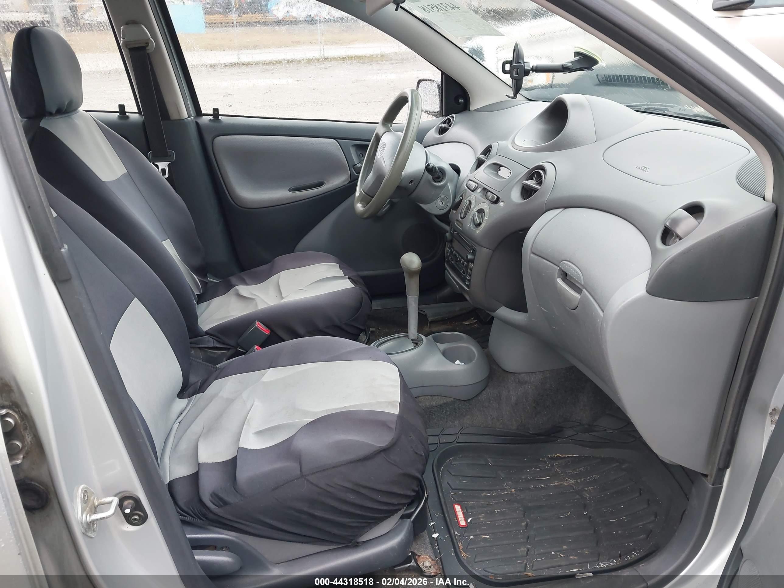 TOYOTA ECHO image 5