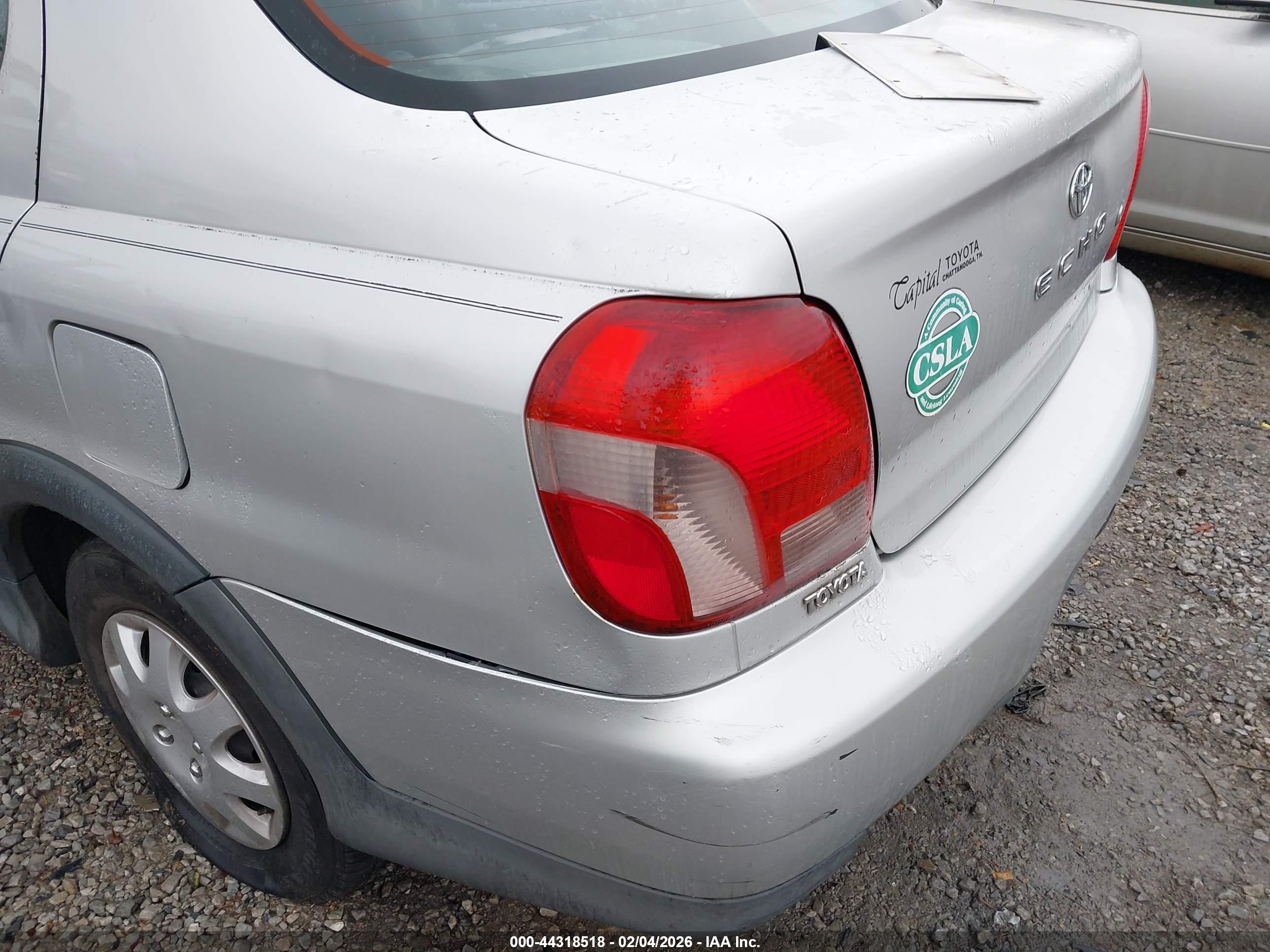 TOYOTA ECHO image 6
