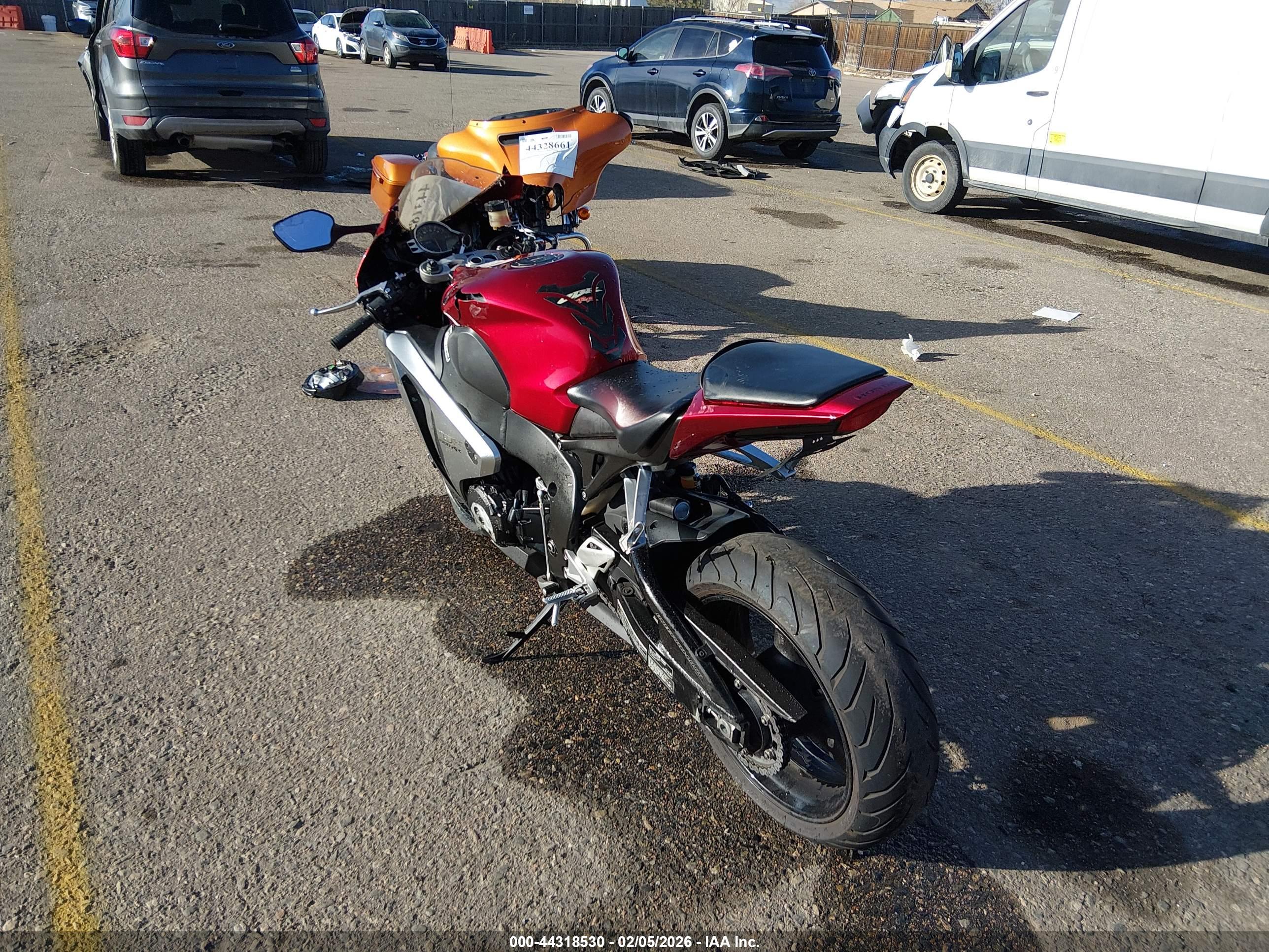 HONDA CBR1000 image 3