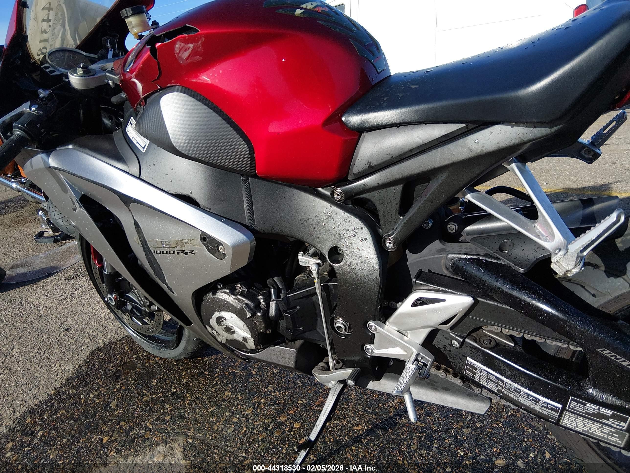 HONDA CBR1000 image 9