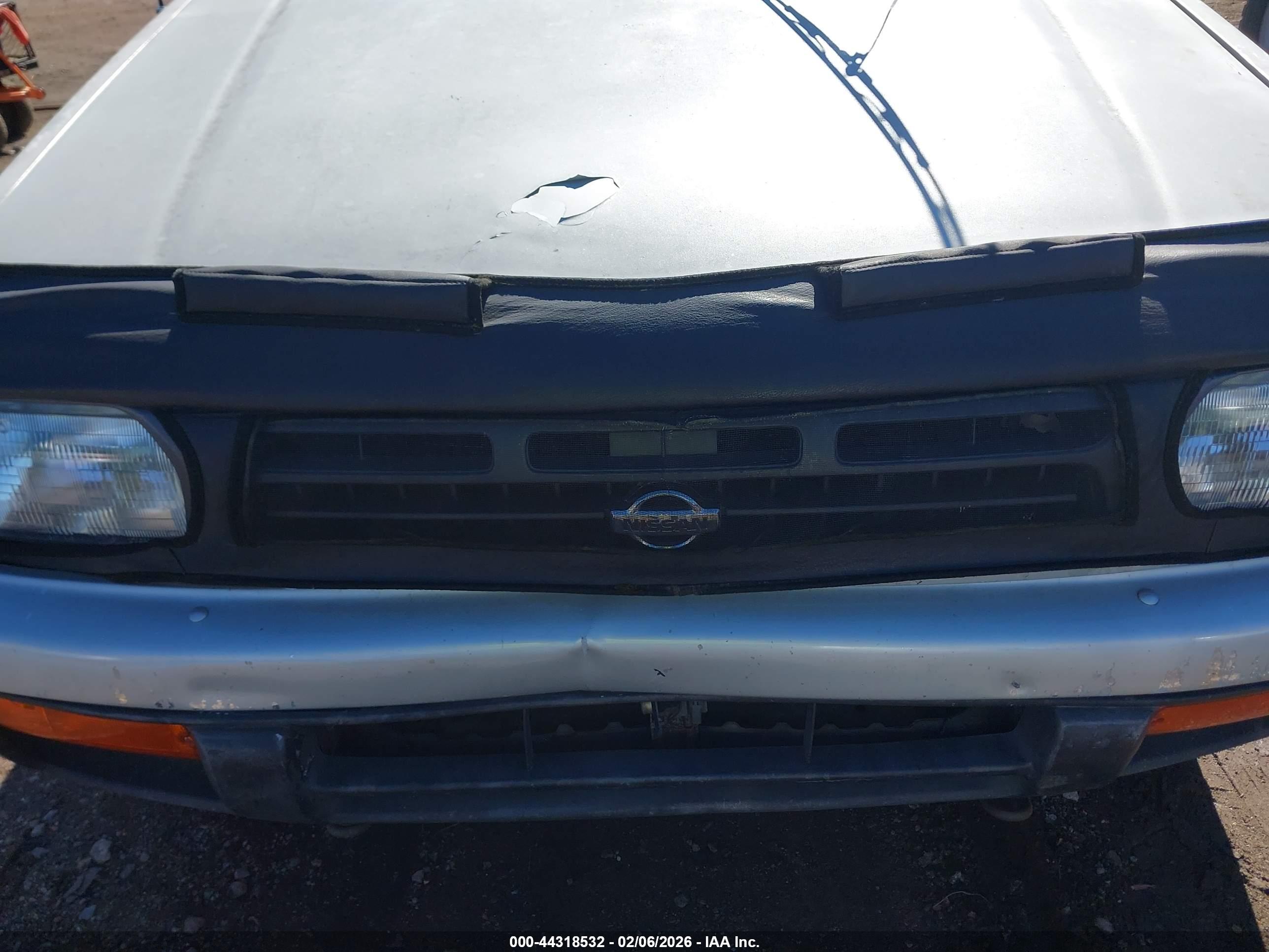 NISSAN PATHFINDER image 6