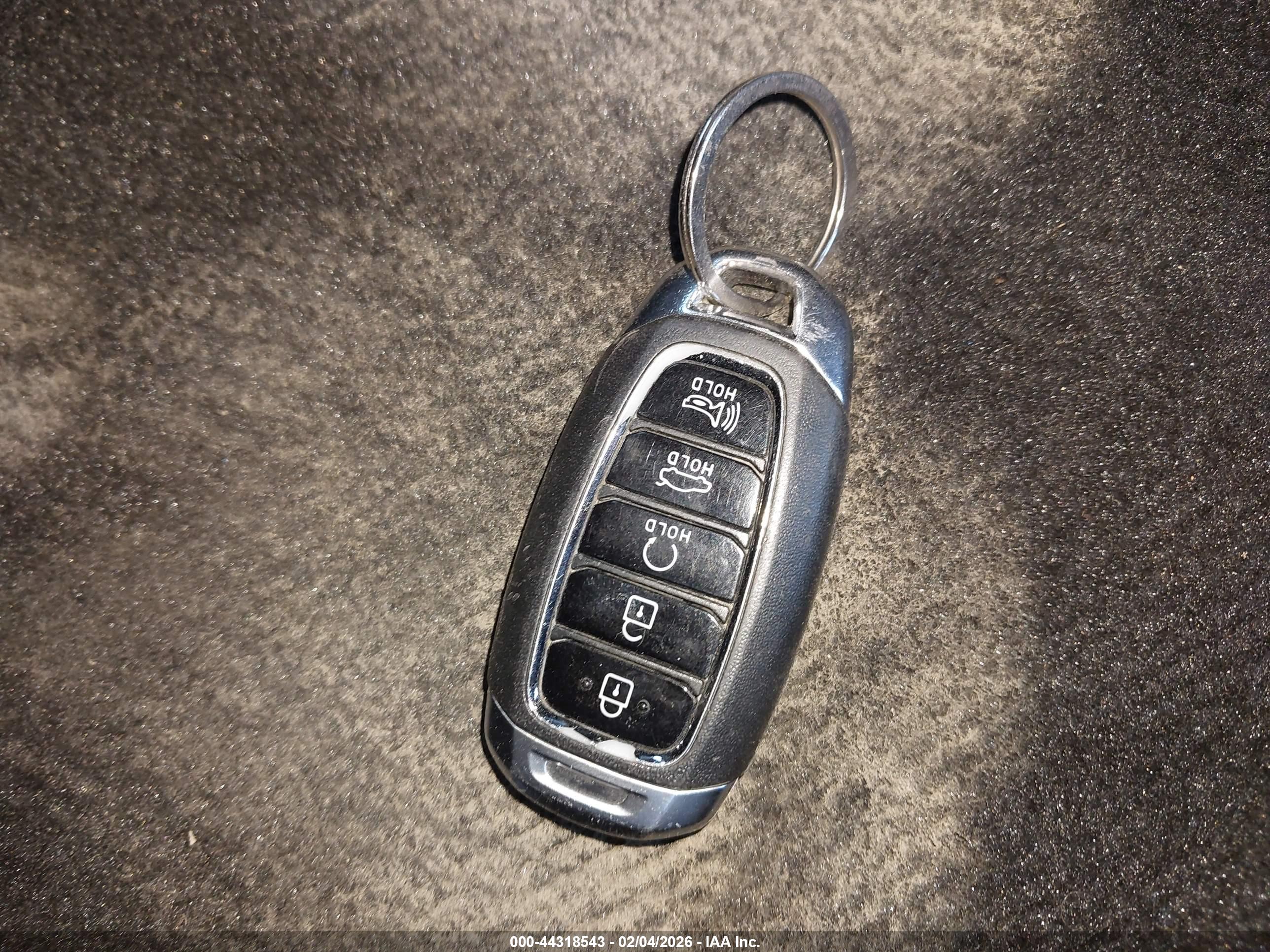 HYUNDAI ELANTRA image 11
