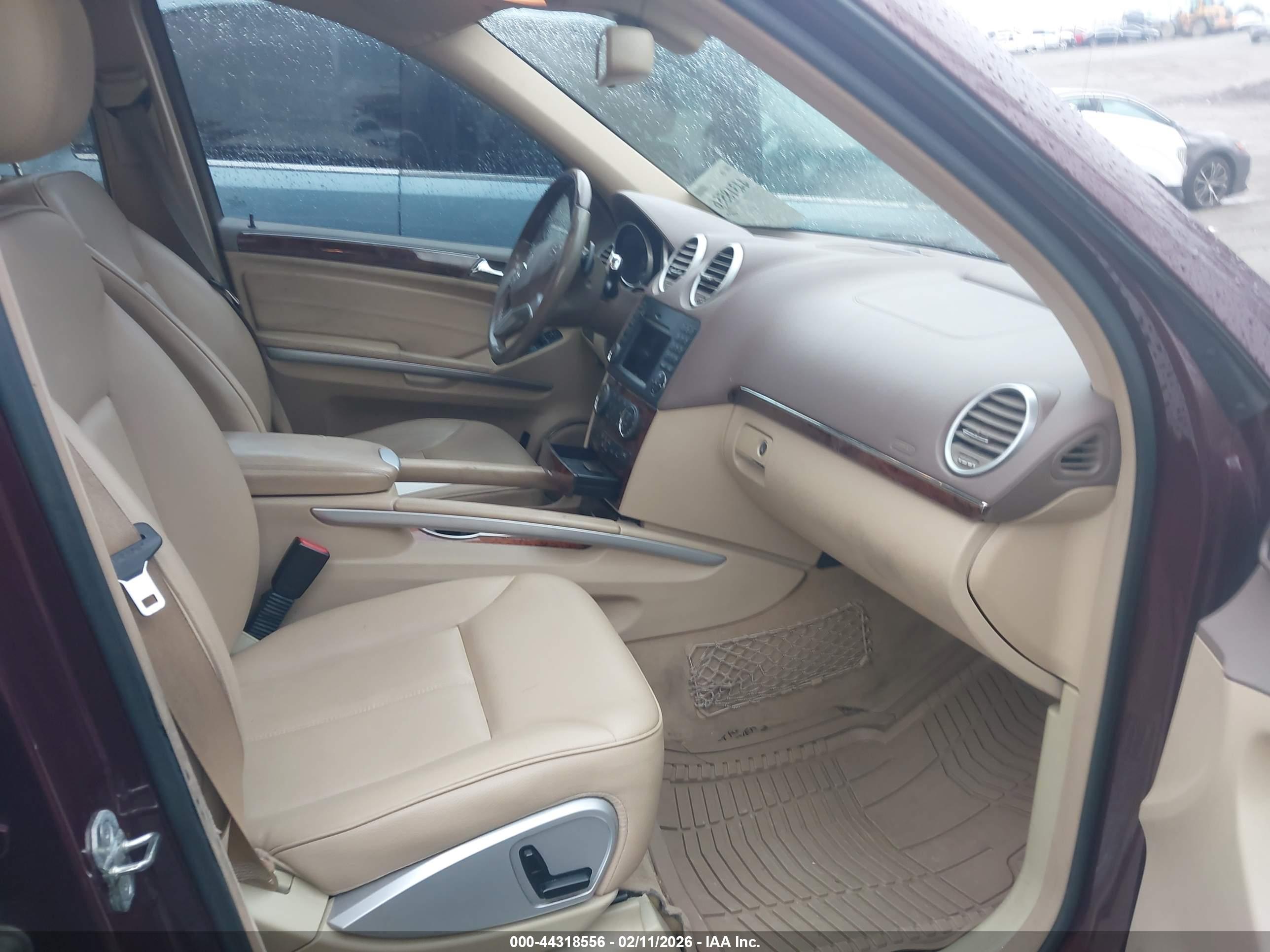 MERCEDES-BENZ GL image 5