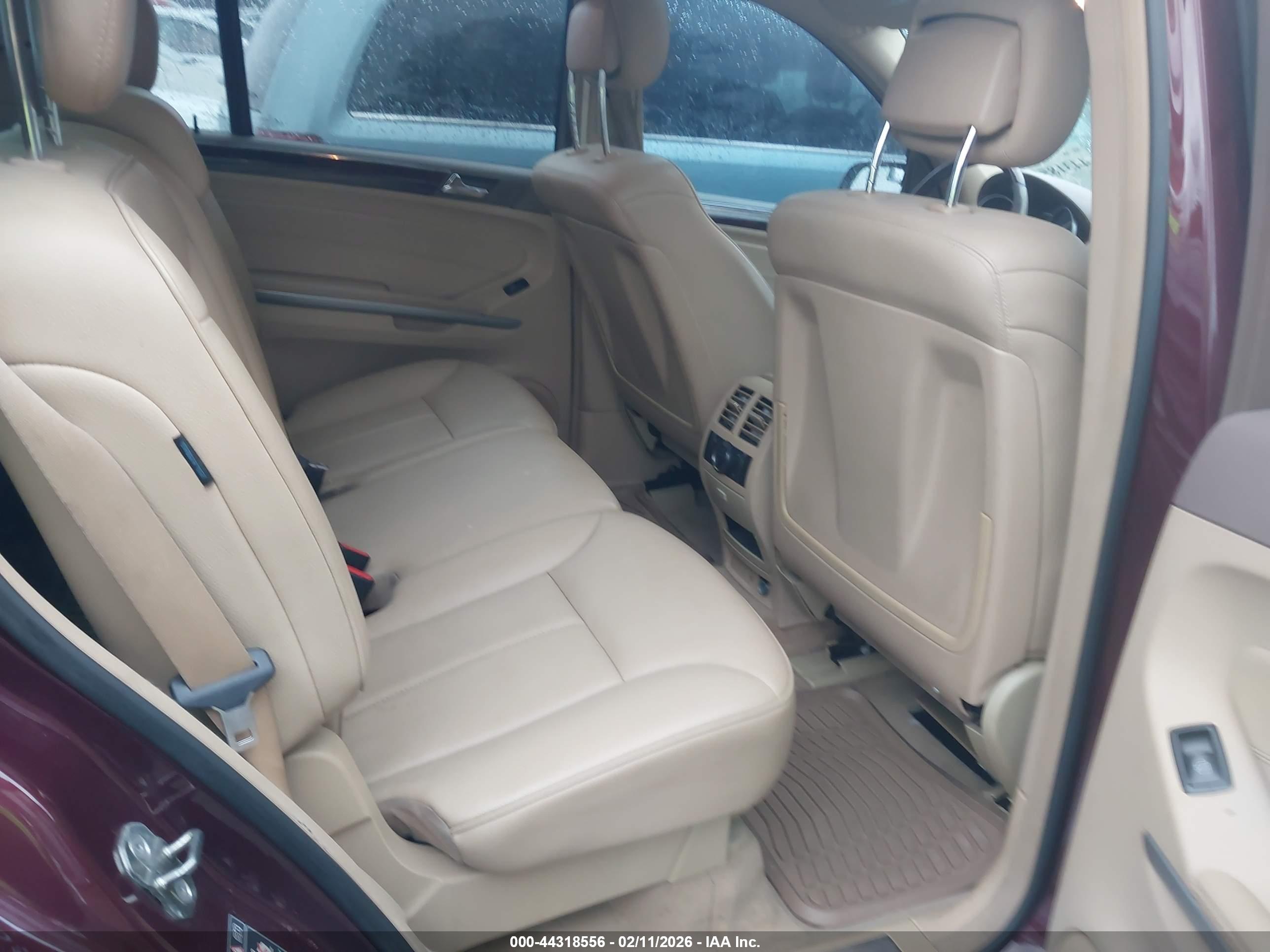 MERCEDES-BENZ GL image 8
