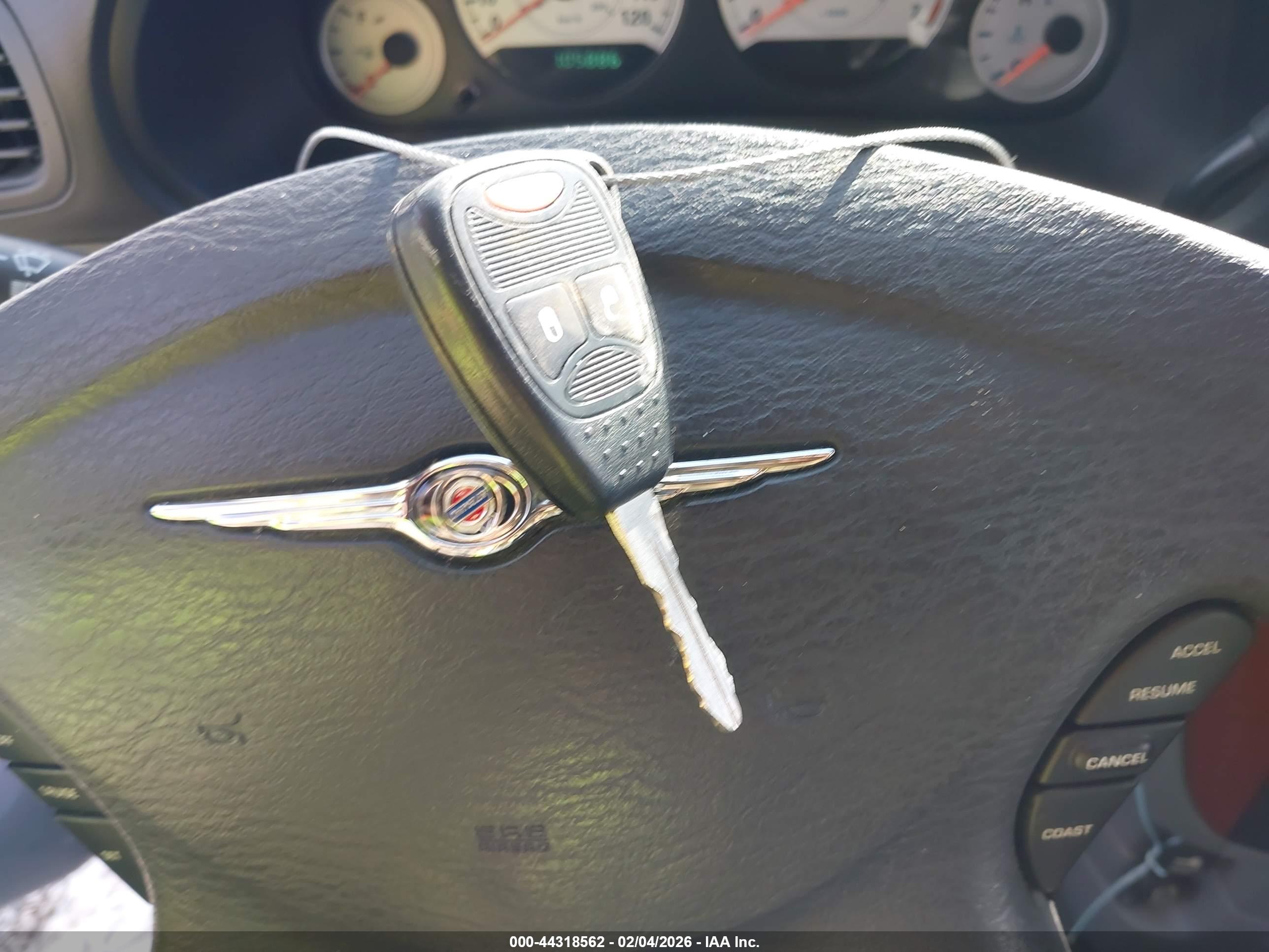 CHRYSLER TOWN image 11