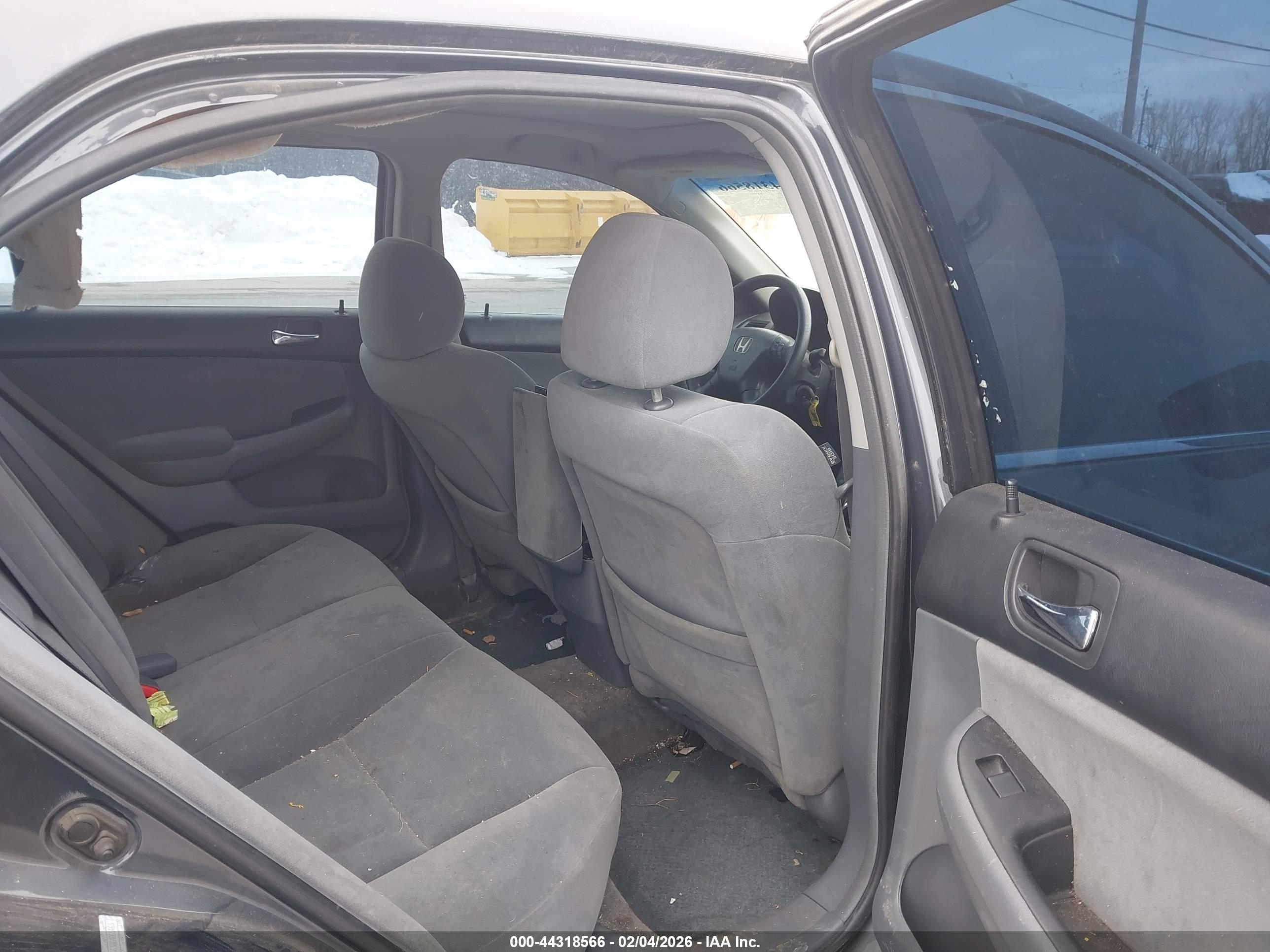 HONDA ACCORD image 8
