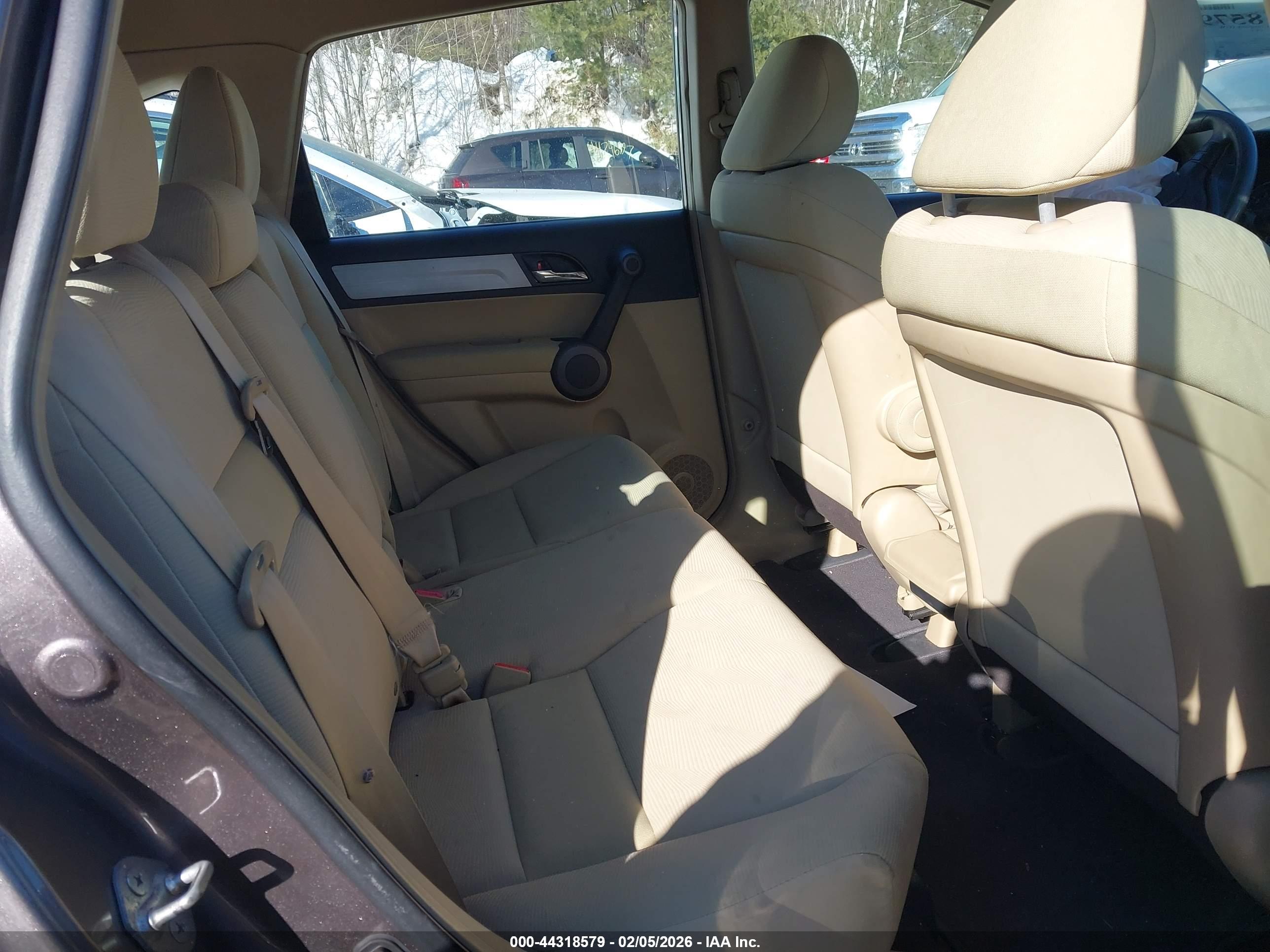 HONDA CR-V image 8