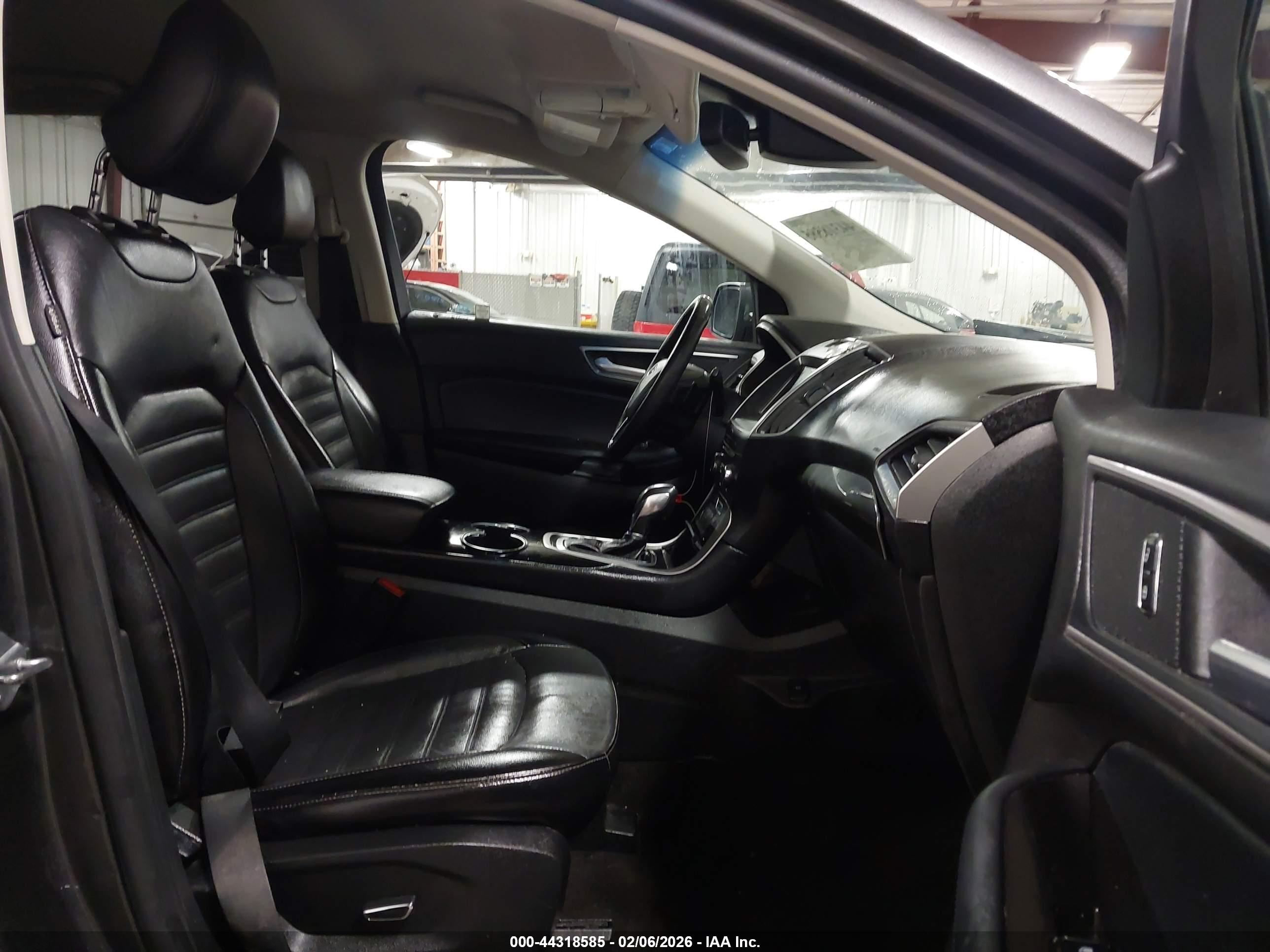 FORD EDGE image 5