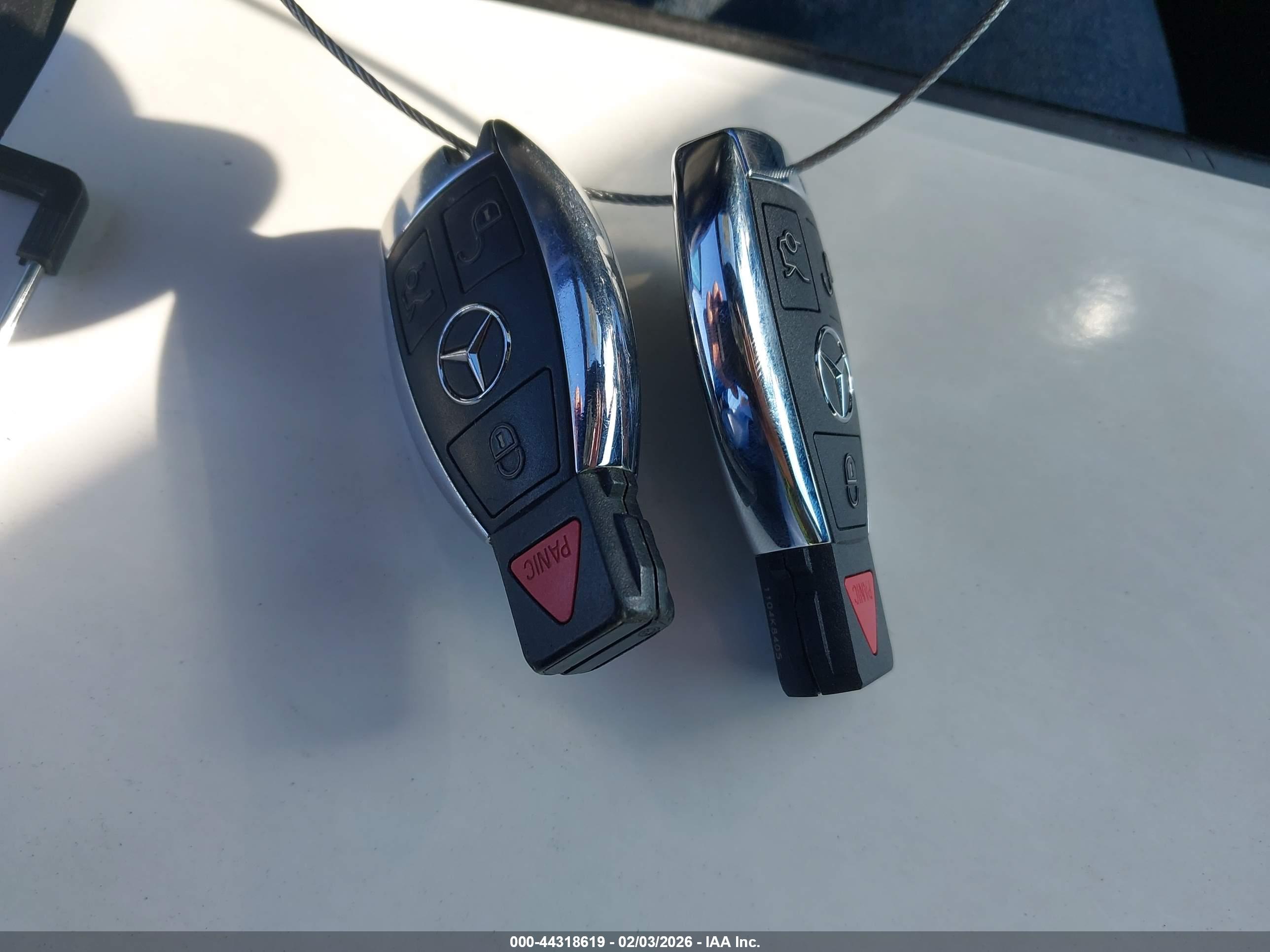 MERCEDES-BENZ GLA image 11