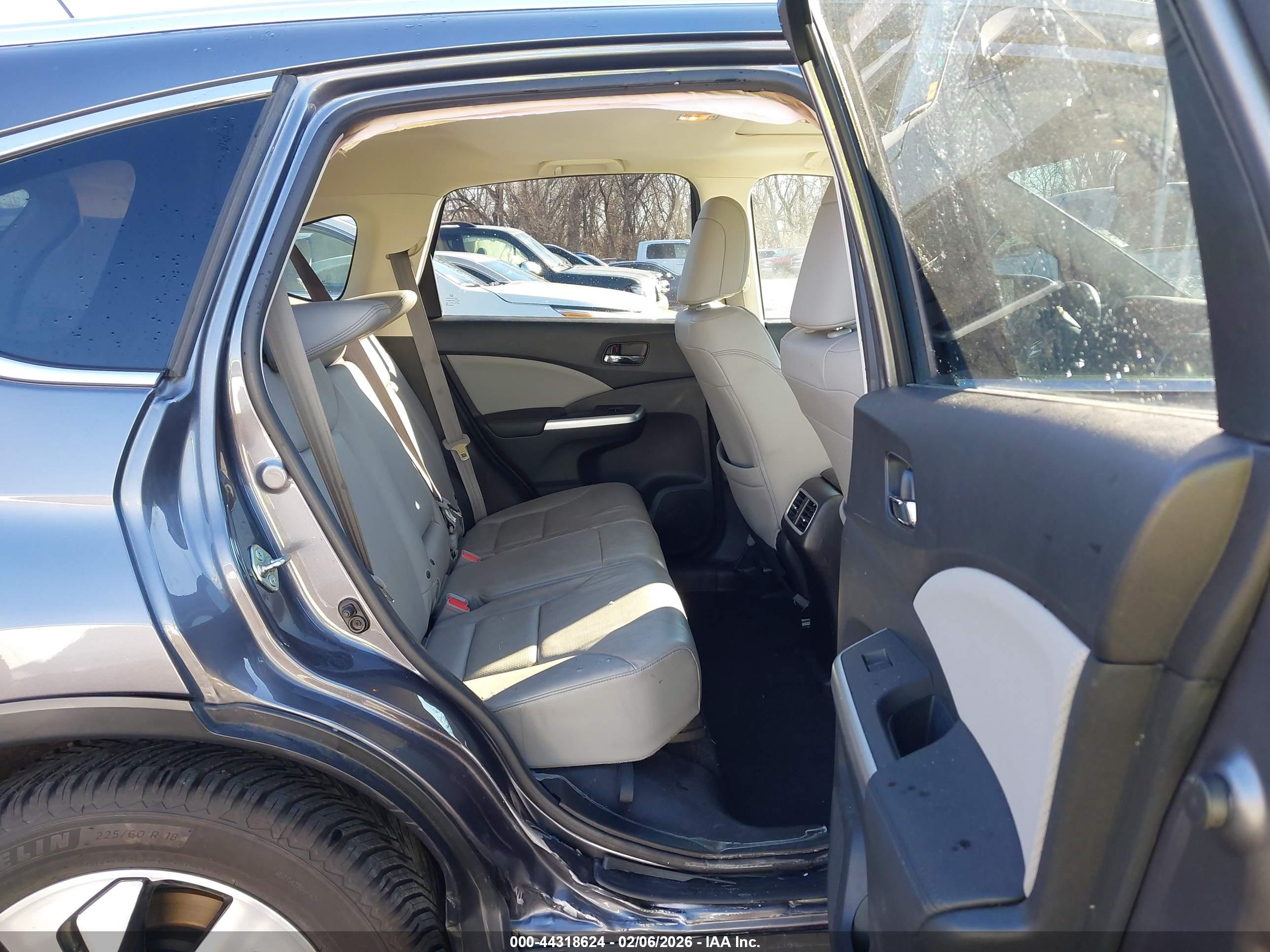HONDA CR-V image 8