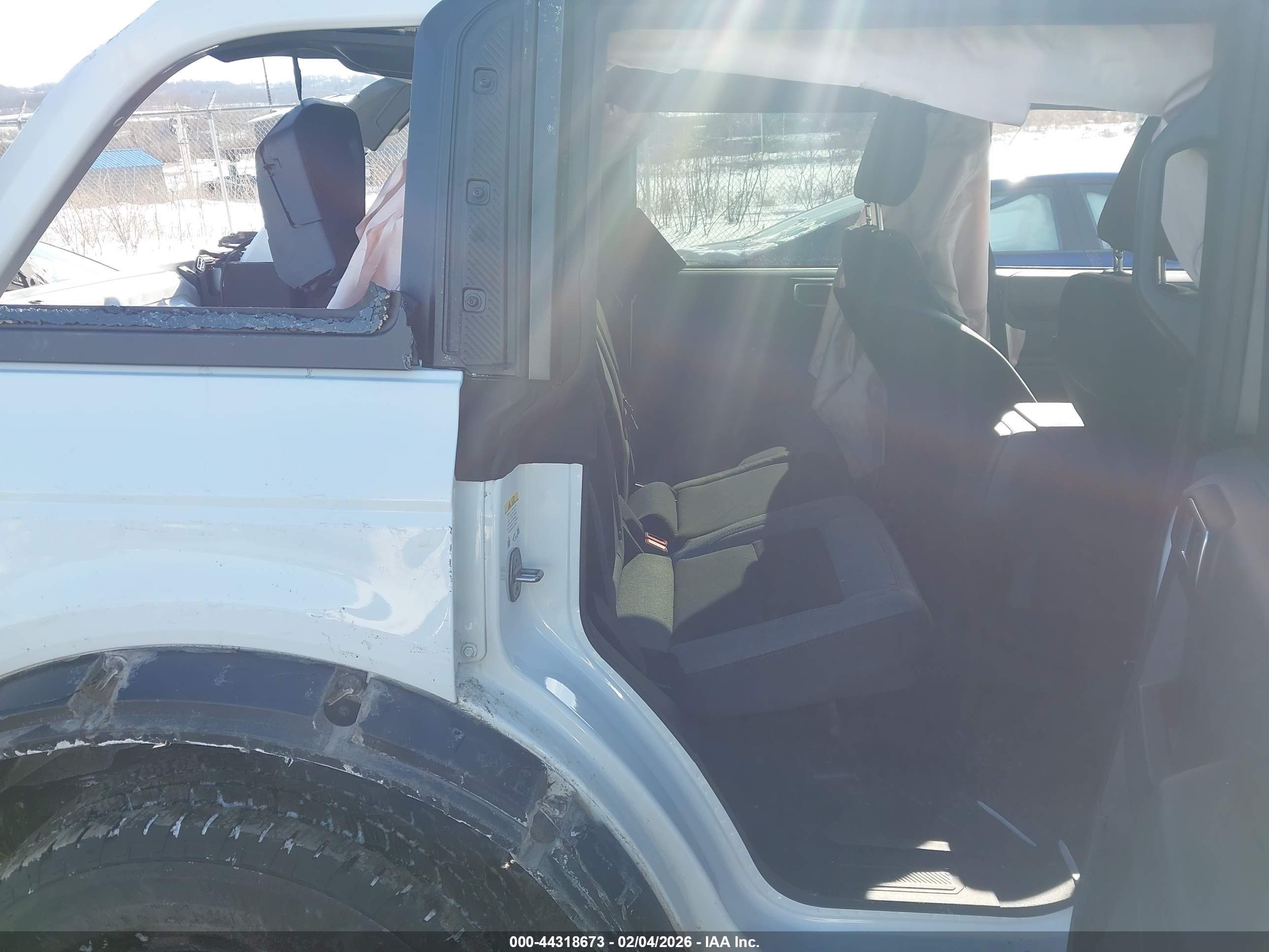 FORD BRONCO image 8