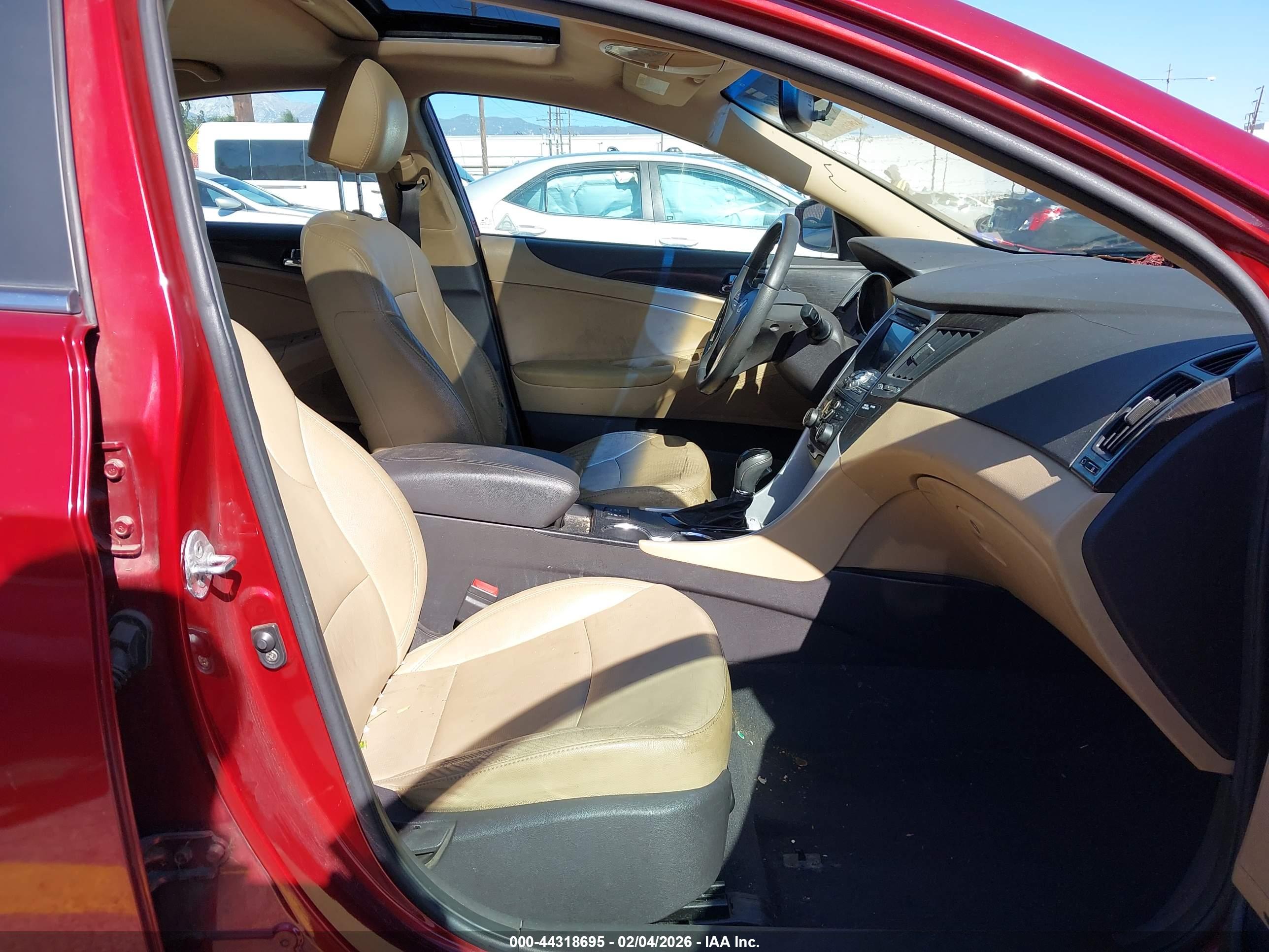 HYUNDAI SONATA image 5