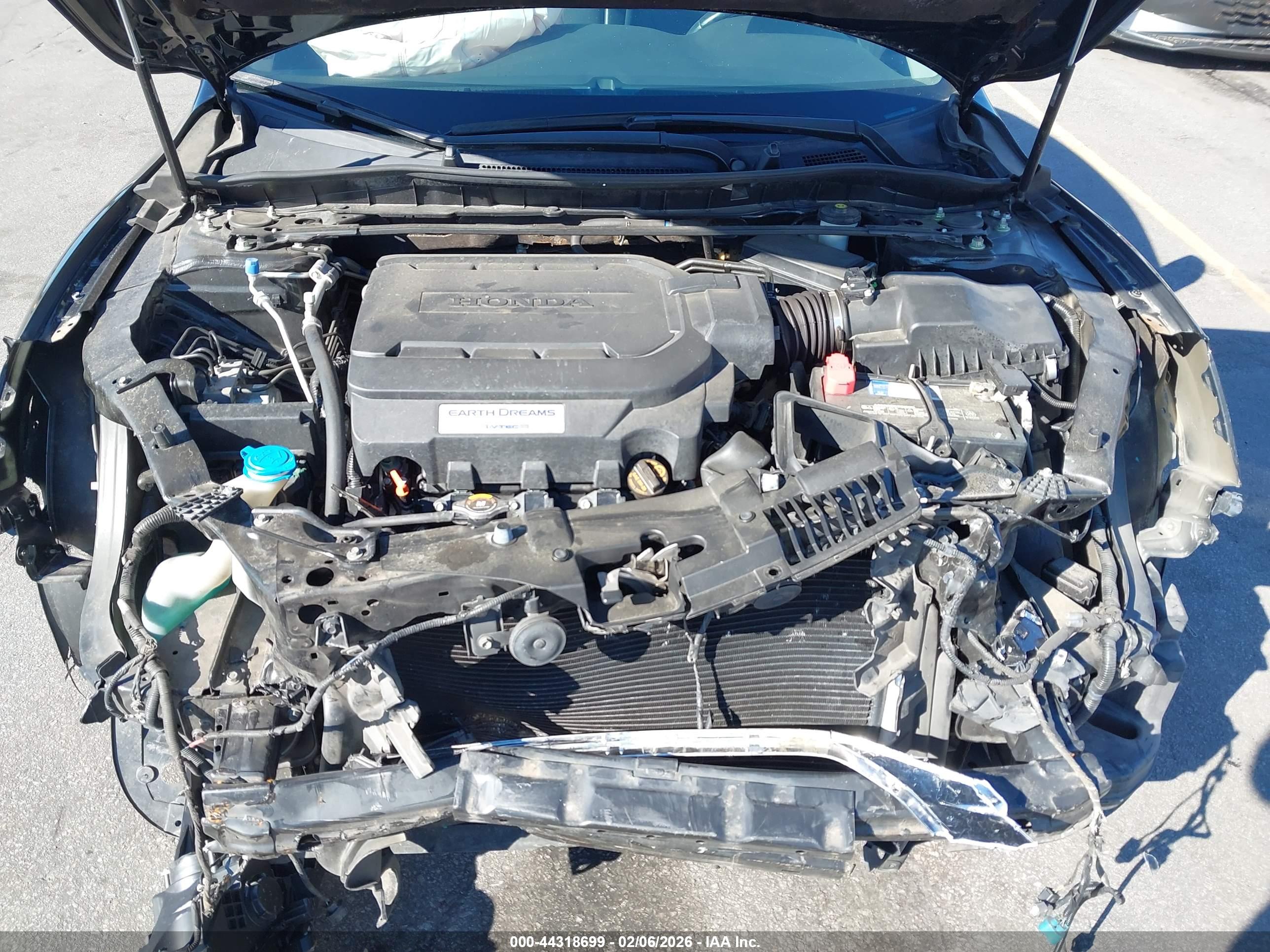 HONDA ACCORD image 10