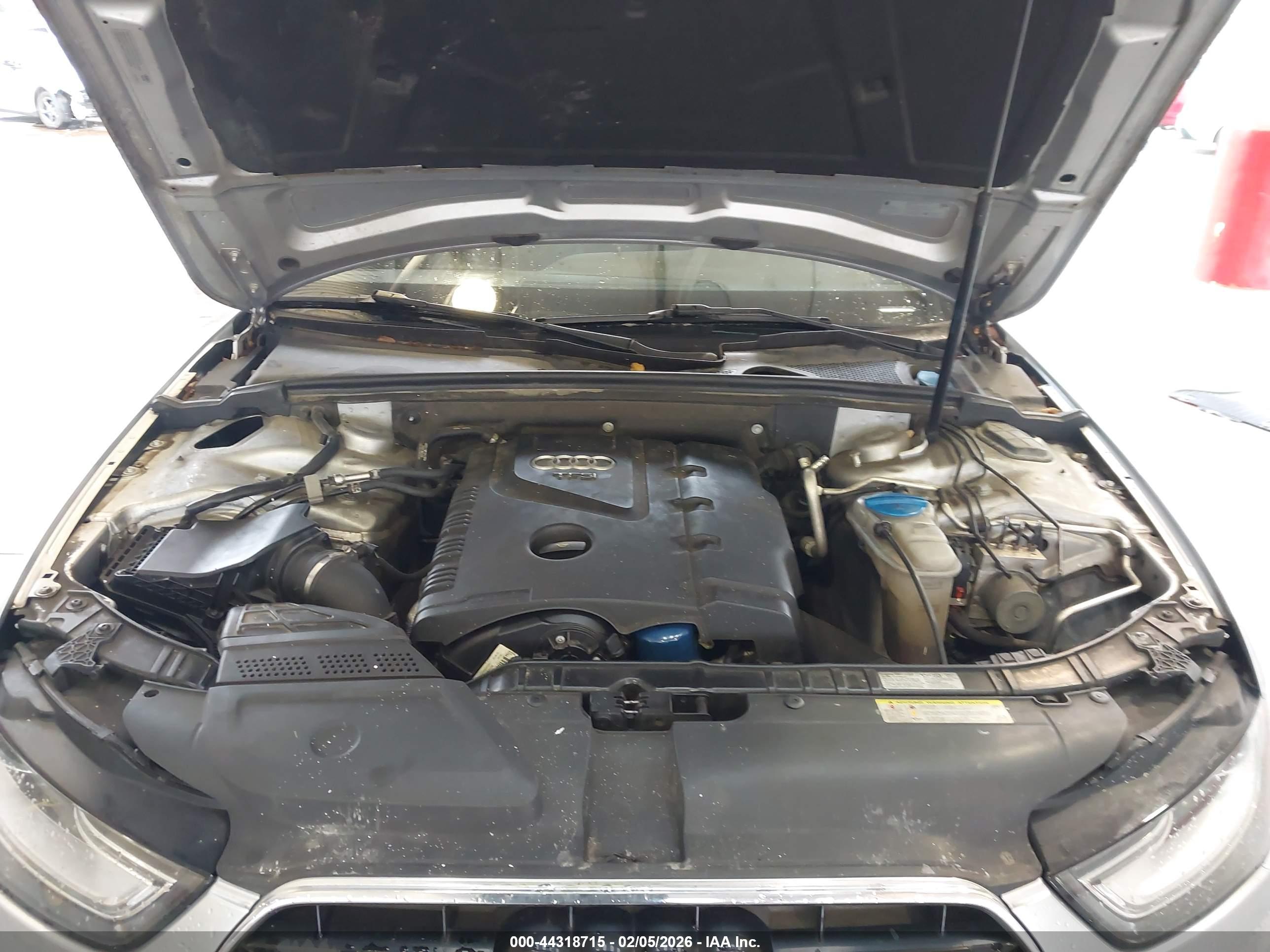 AUDI A4 image 10