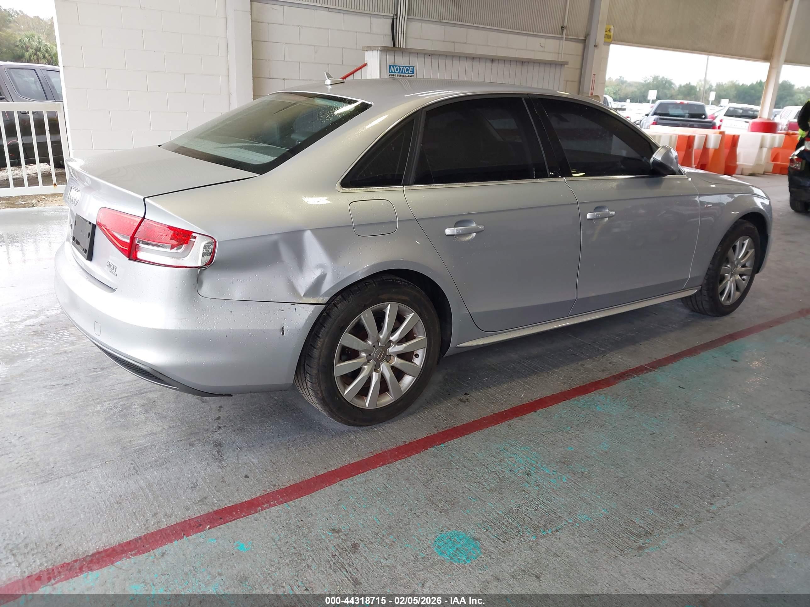 AUDI A4 image 4