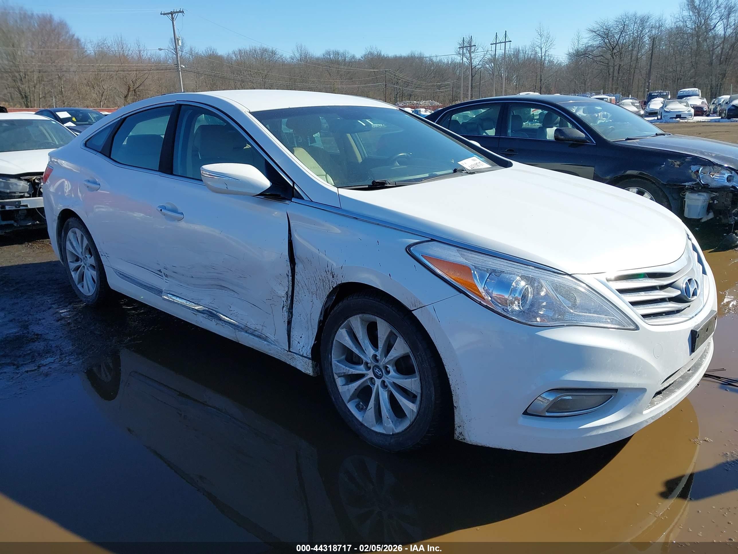 HYUNDAI AZERA image 6