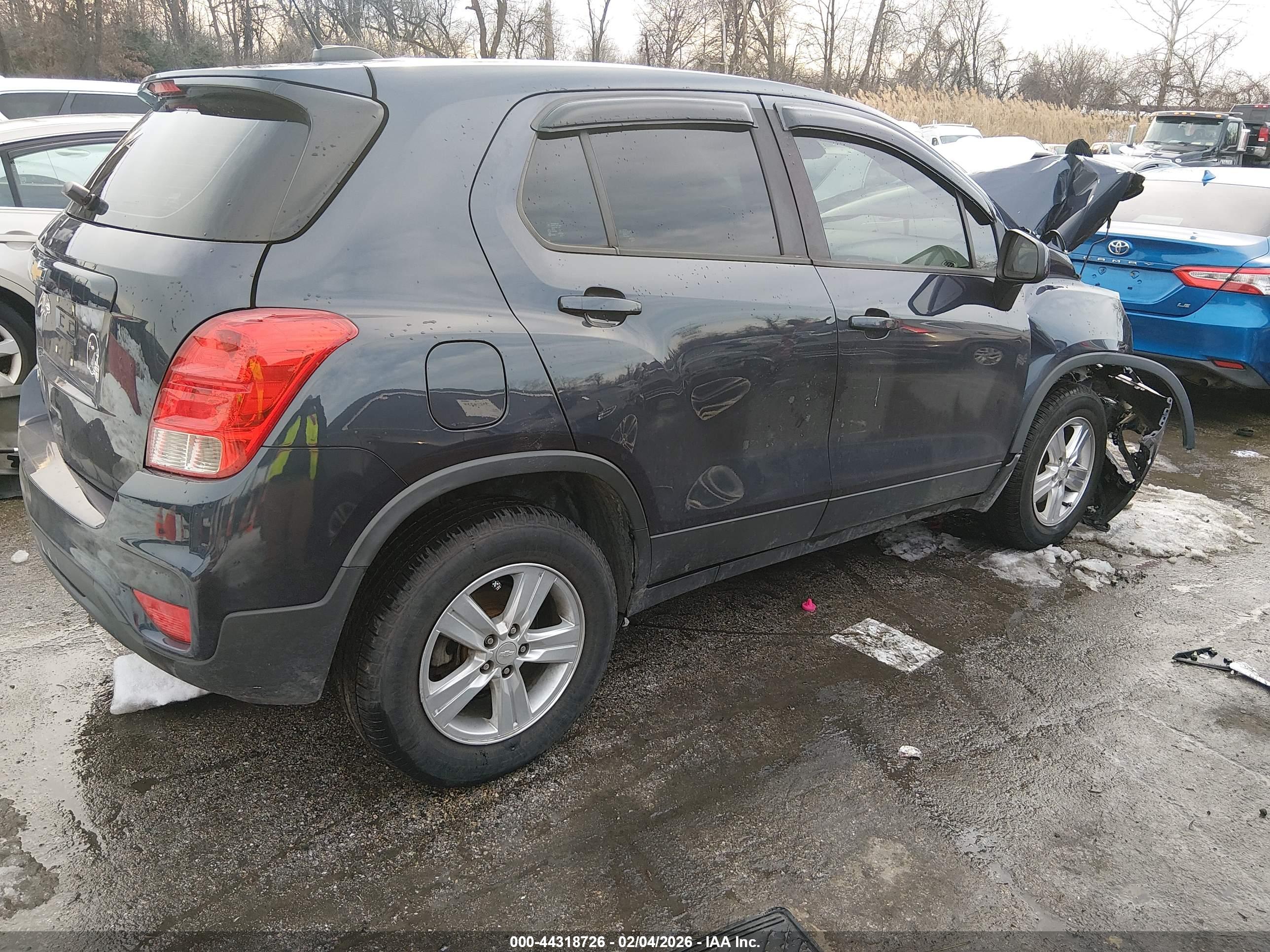 CHEVROLET TRAX image 4