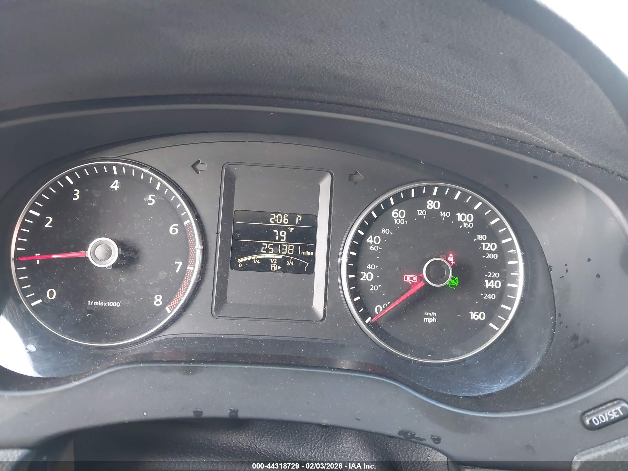 VOLKSWAGEN JETTA image 7