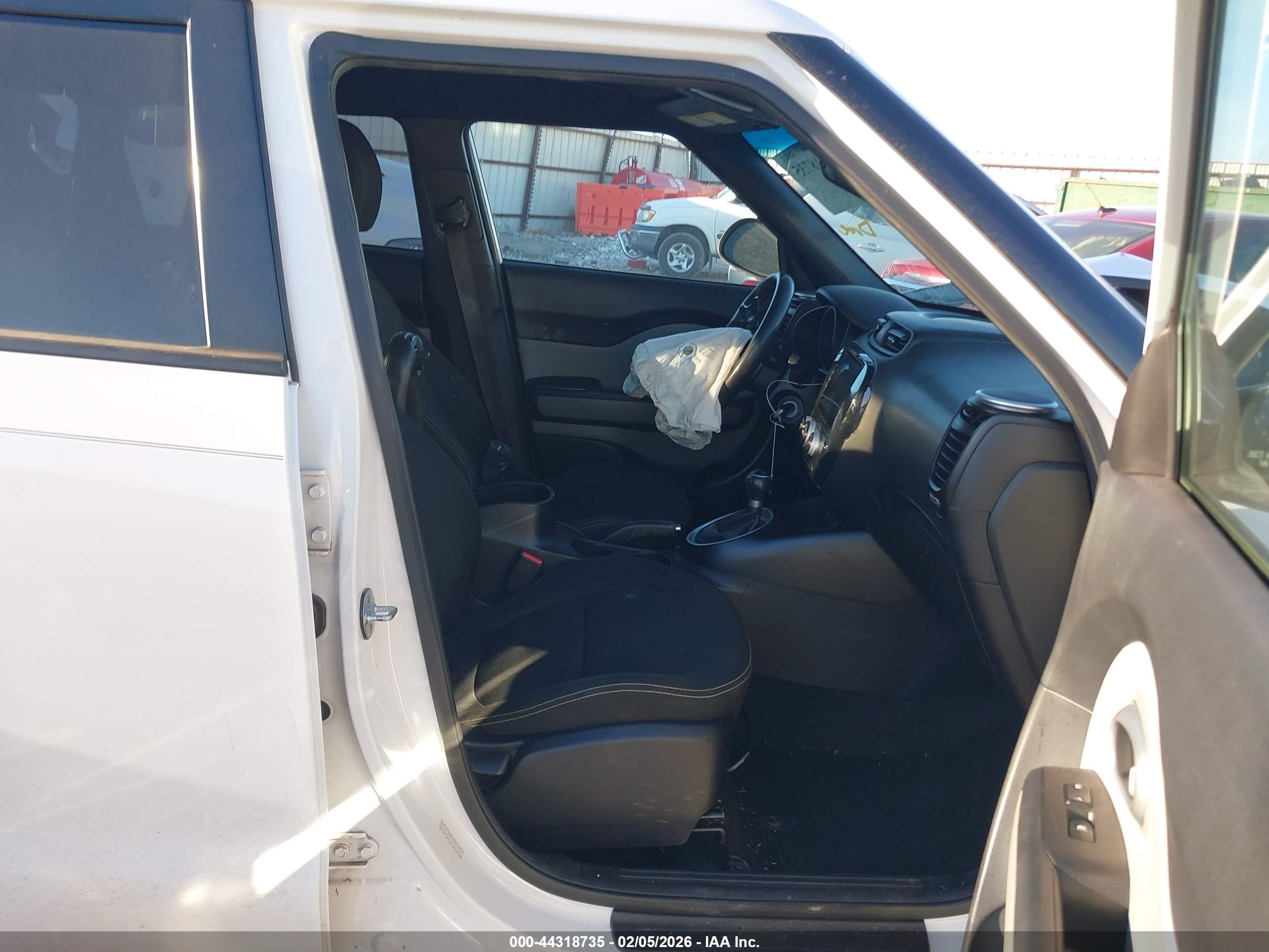 KIA SOUL image 5
