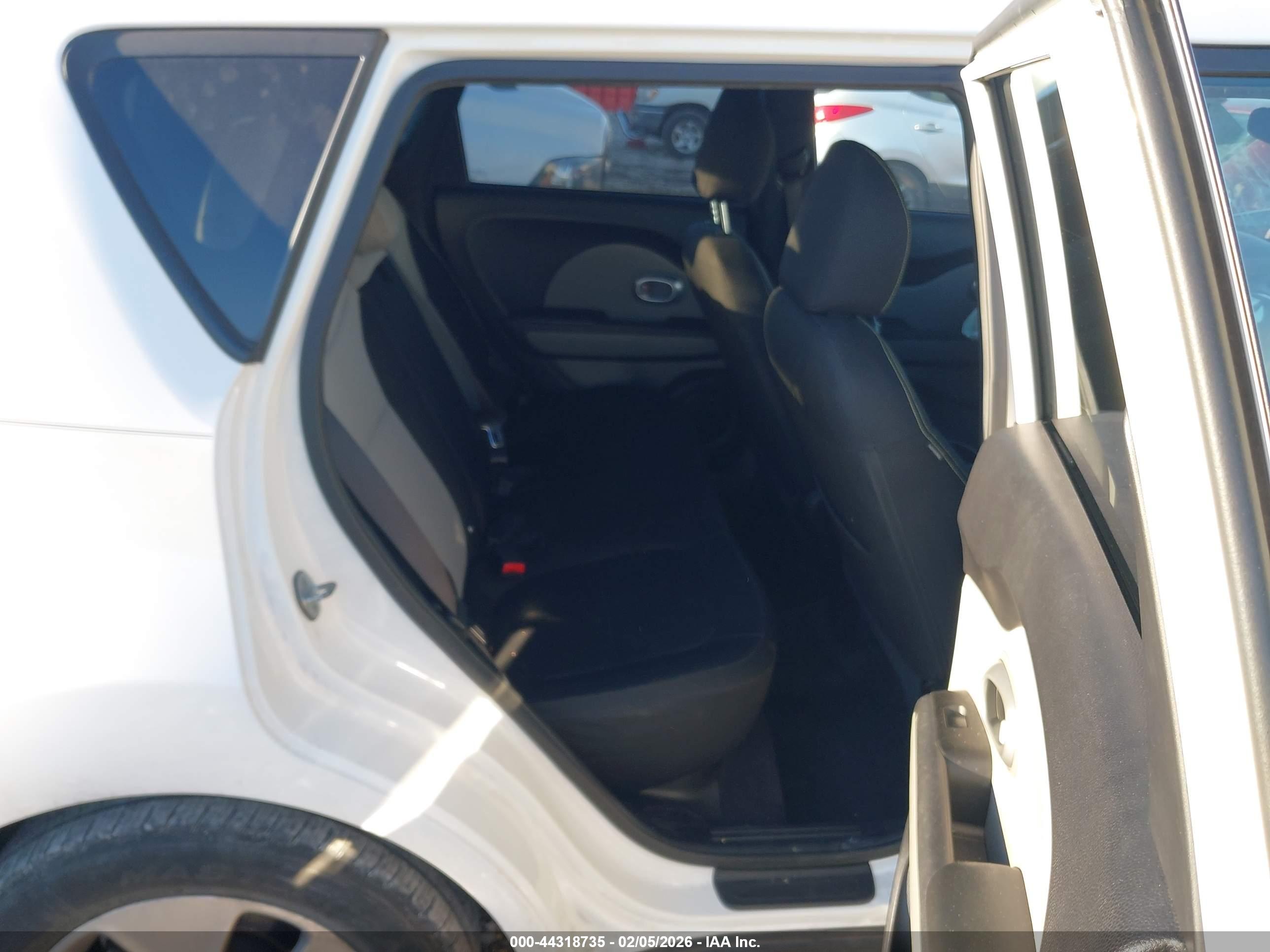 KIA SOUL image 8