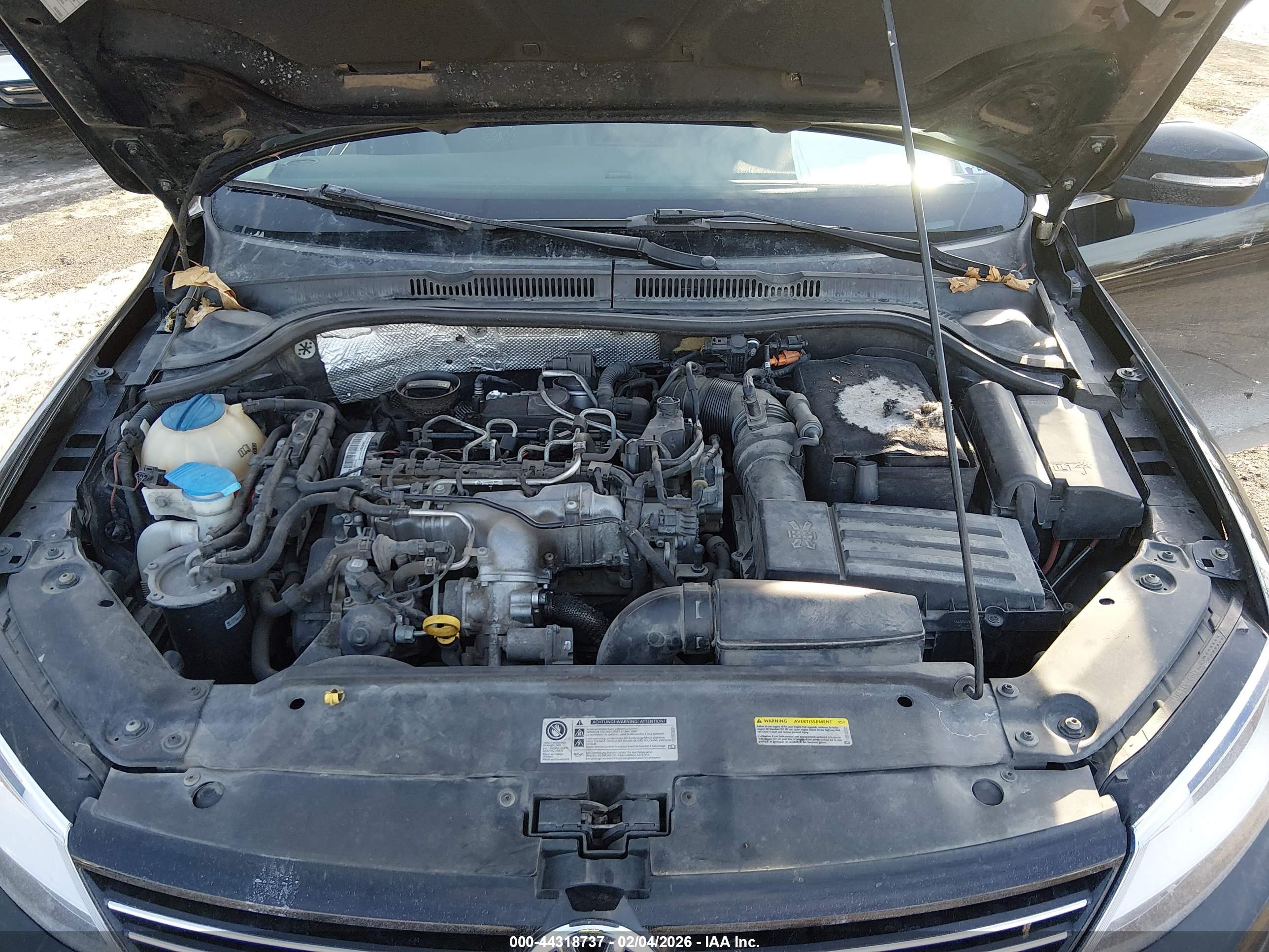 VOLKSWAGEN JETTA image 10