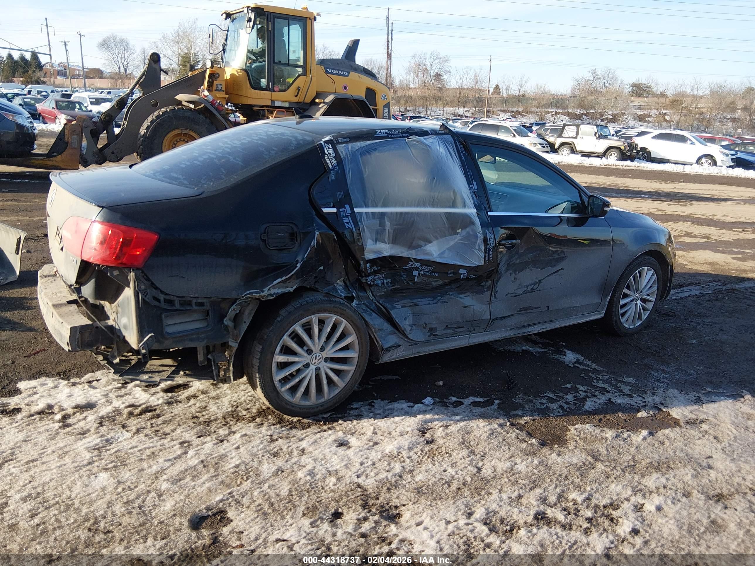 VOLKSWAGEN JETTA image 4