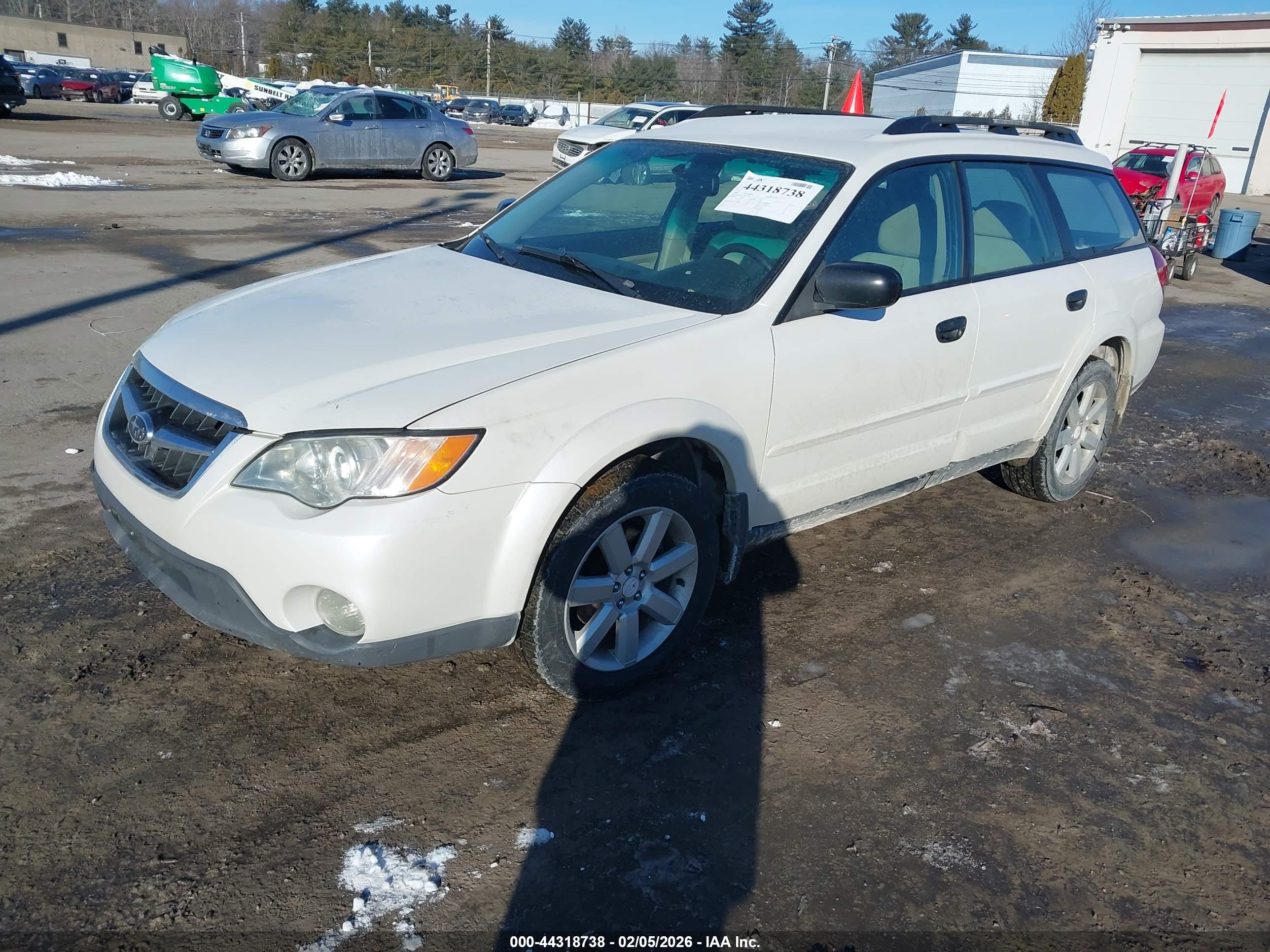 SUBARU OUTBACK image 2