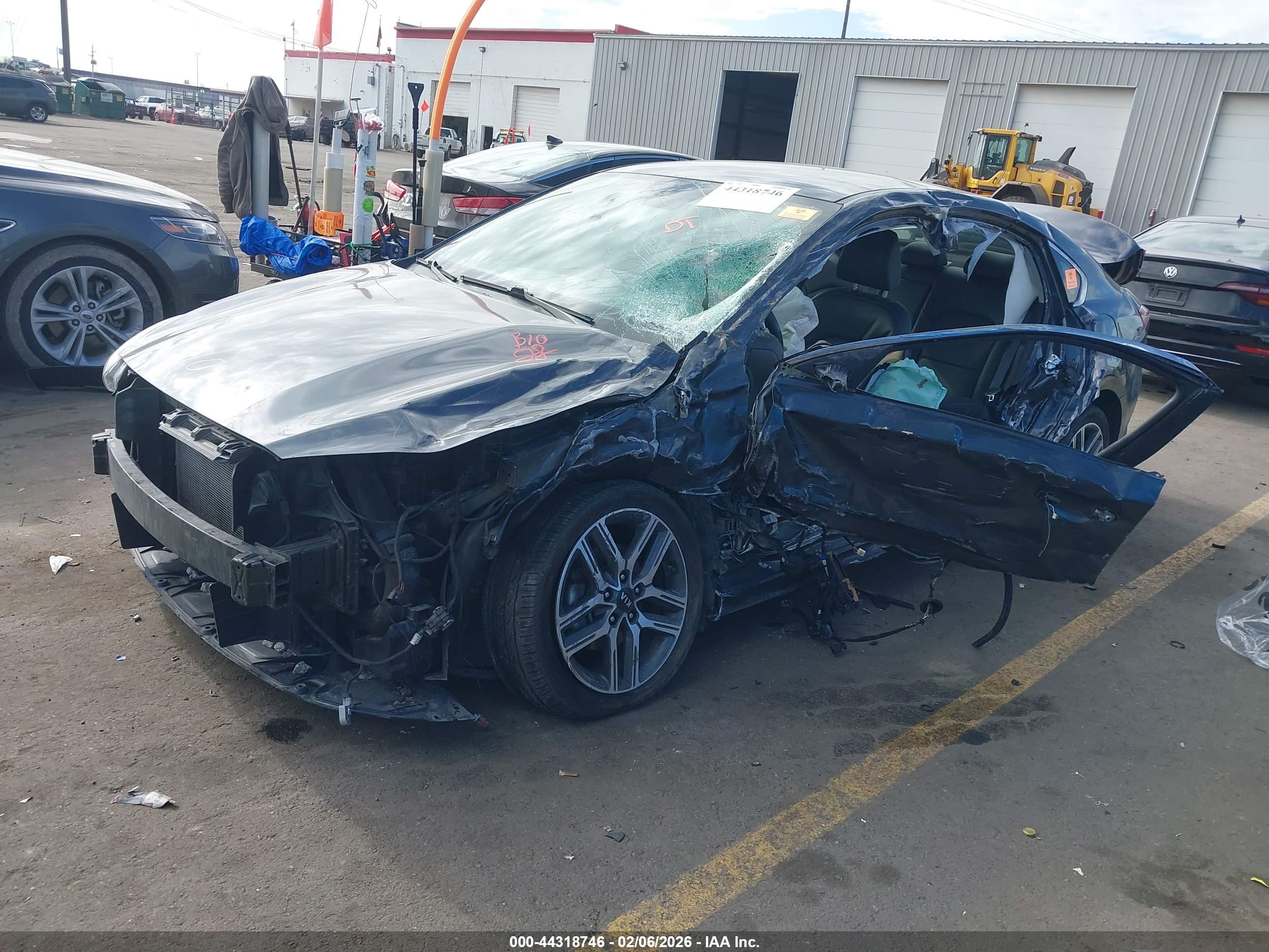 KIA FORTE image 2
