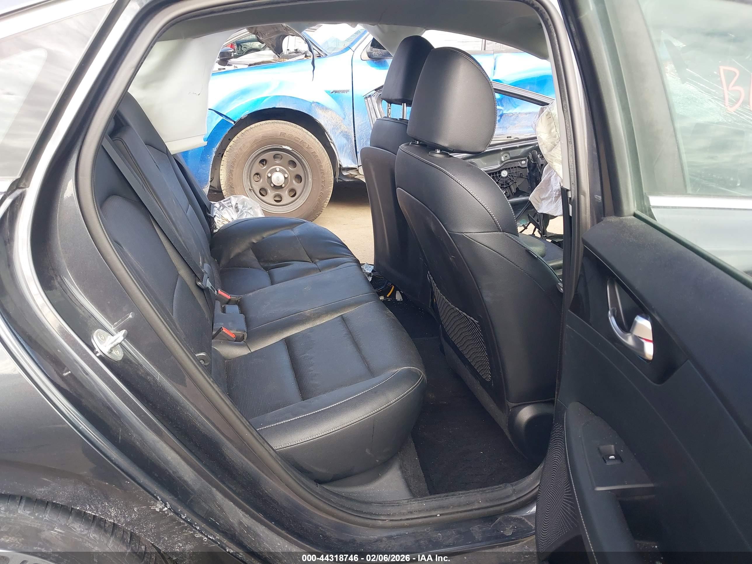 KIA FORTE image 8