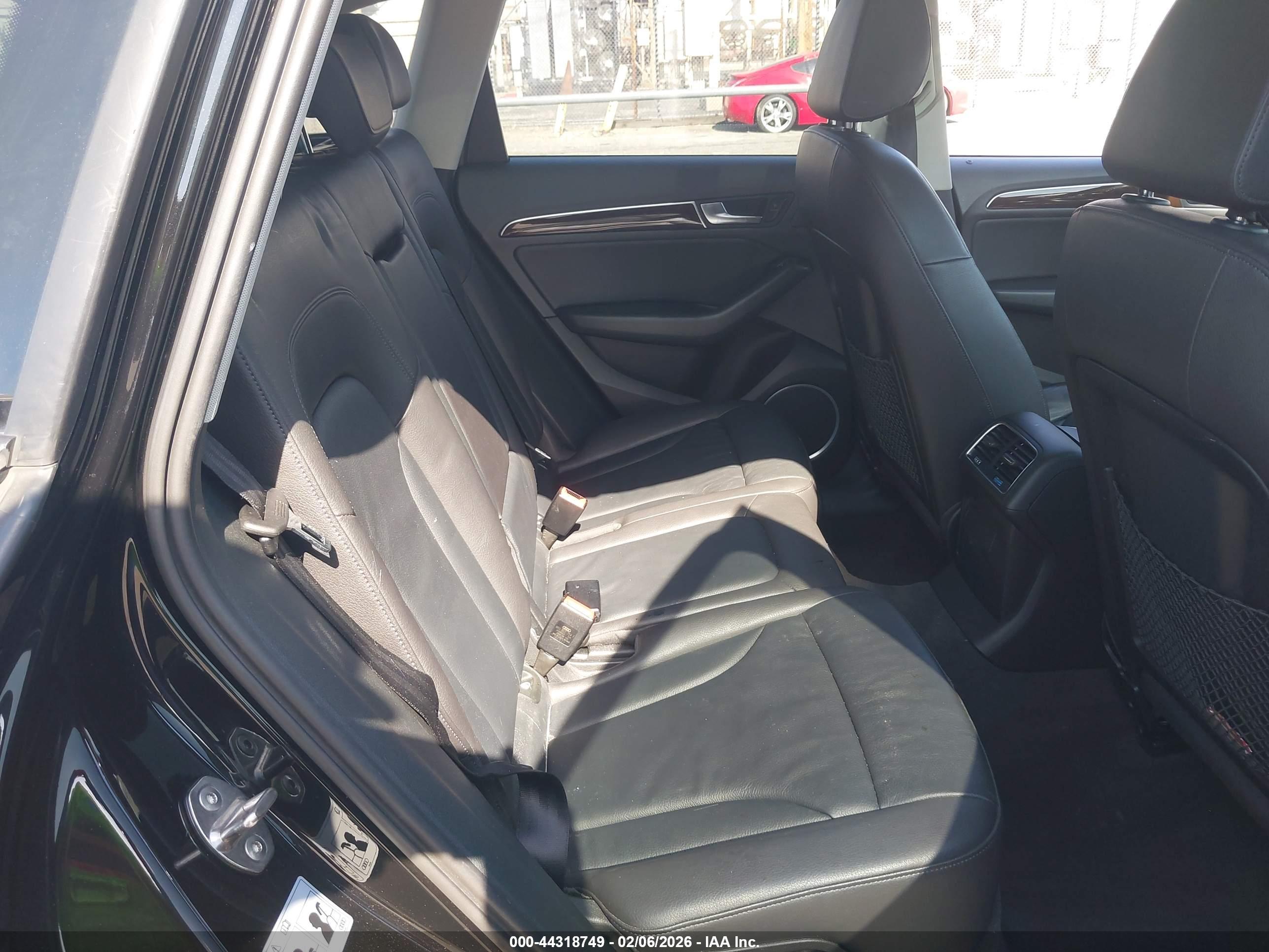 AUDI Q5 image 8