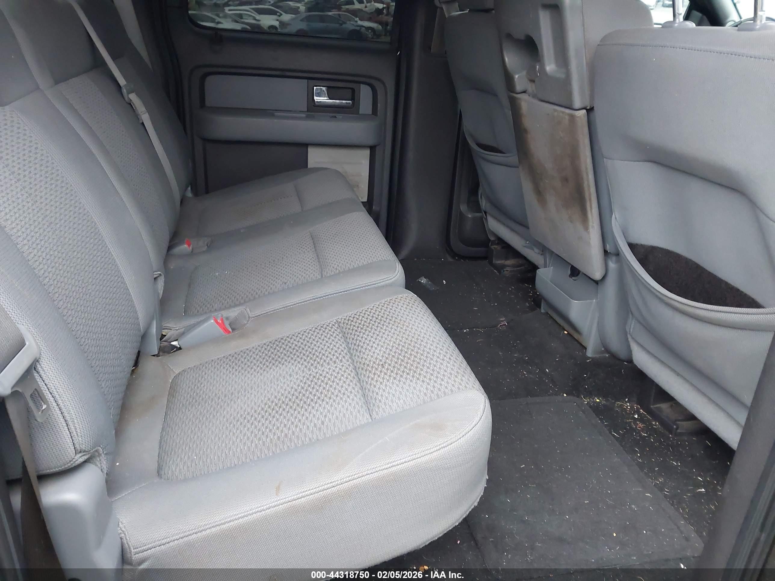 FORD F-150 image 8