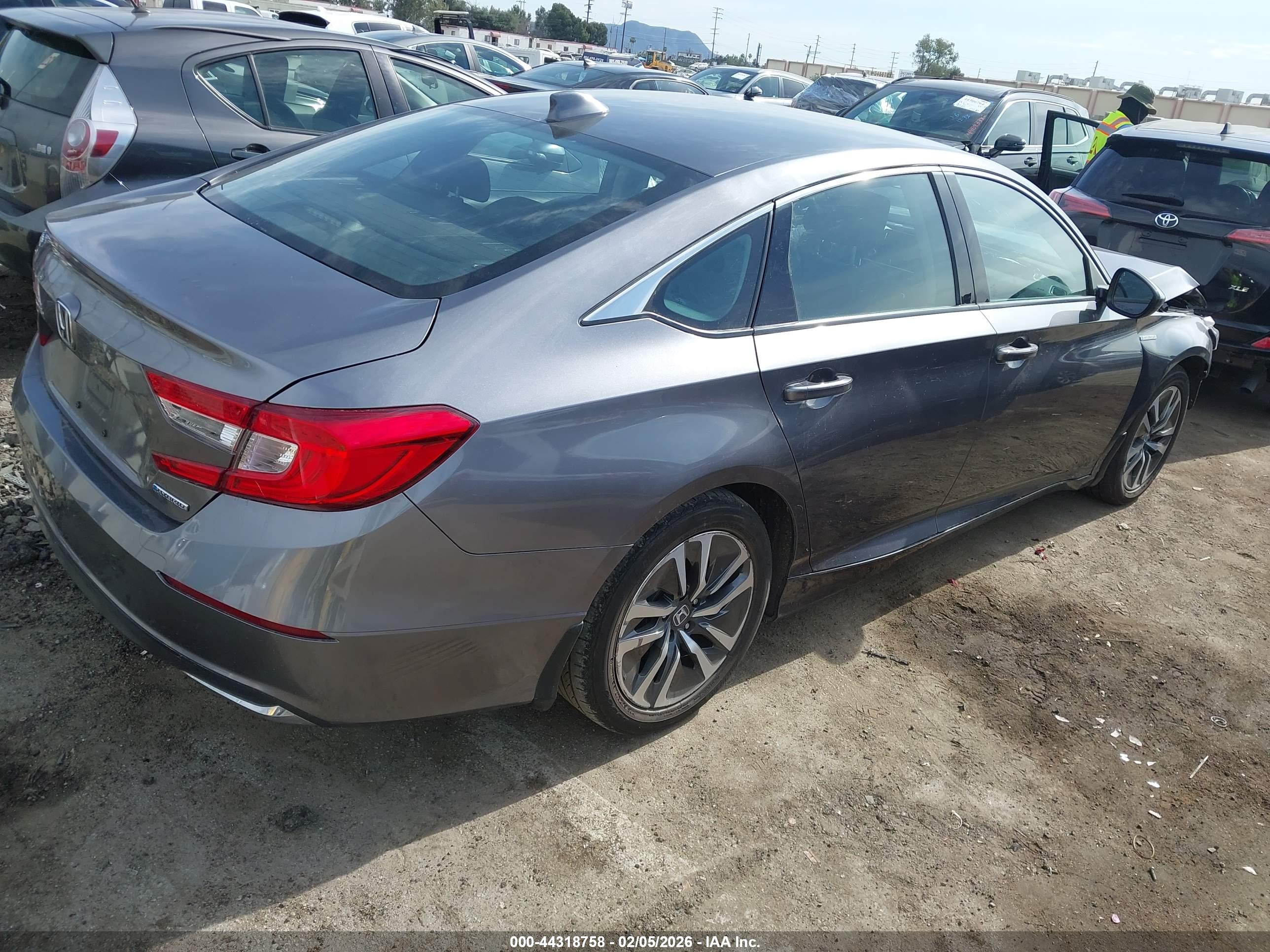 HONDA ACCORD image 4