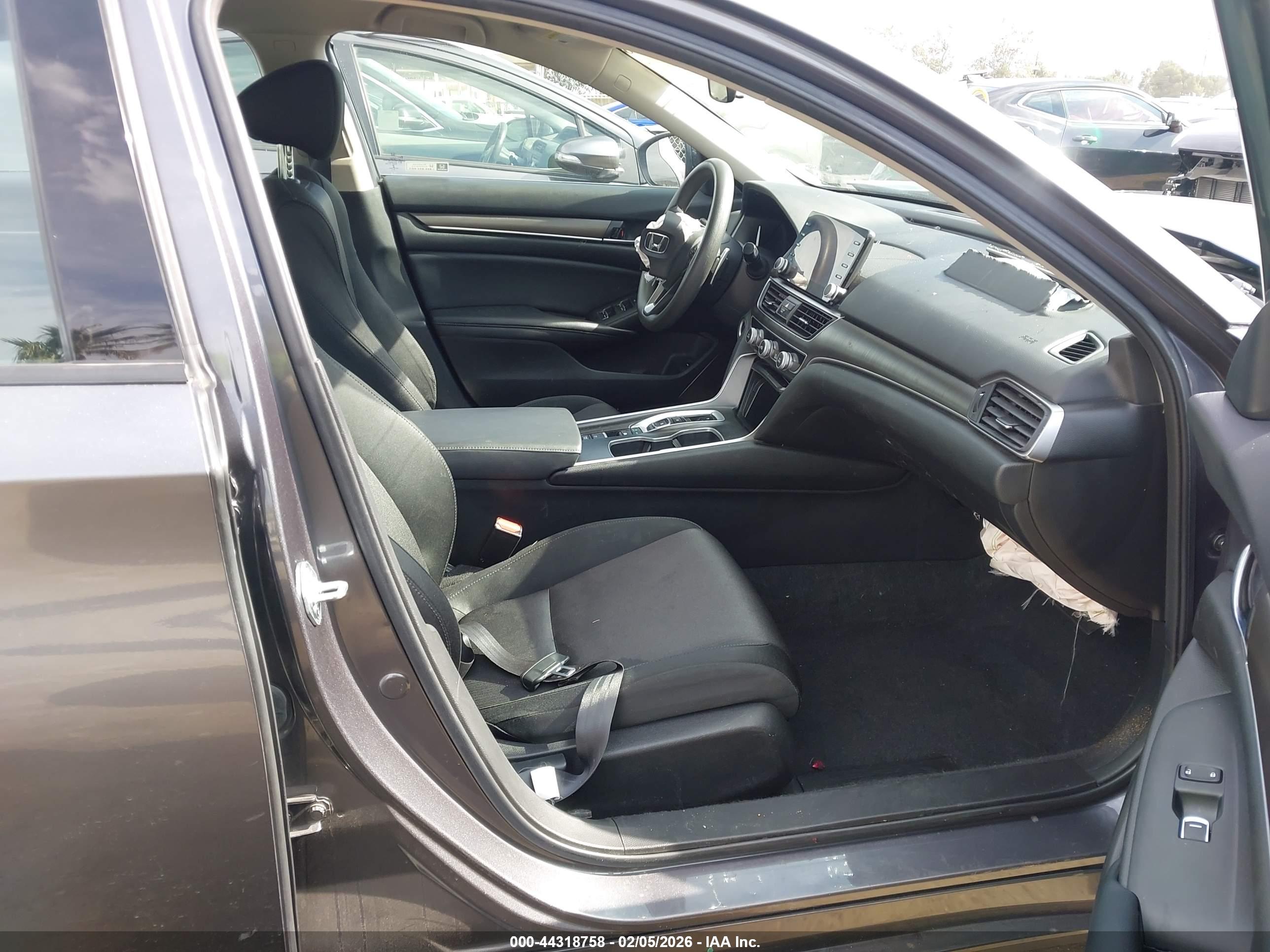 HONDA ACCORD image 5