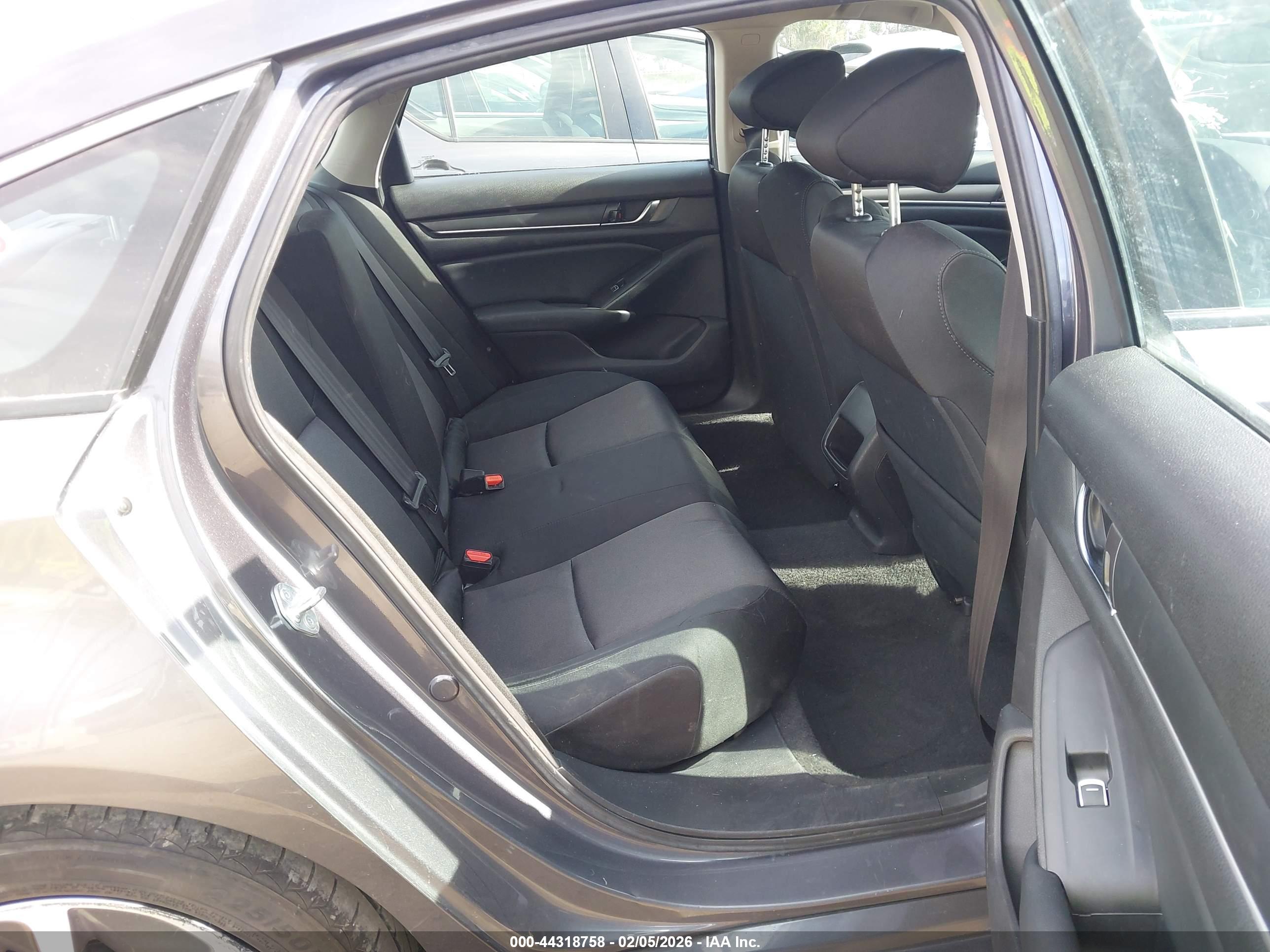 HONDA ACCORD image 8